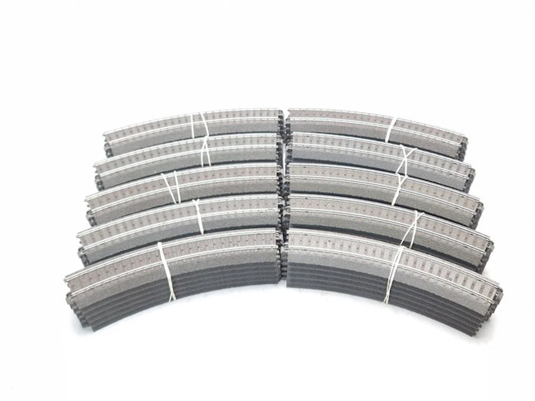 Märklin H0 - 24130 - Model train tracks (60) - C-Rail curved rails R1