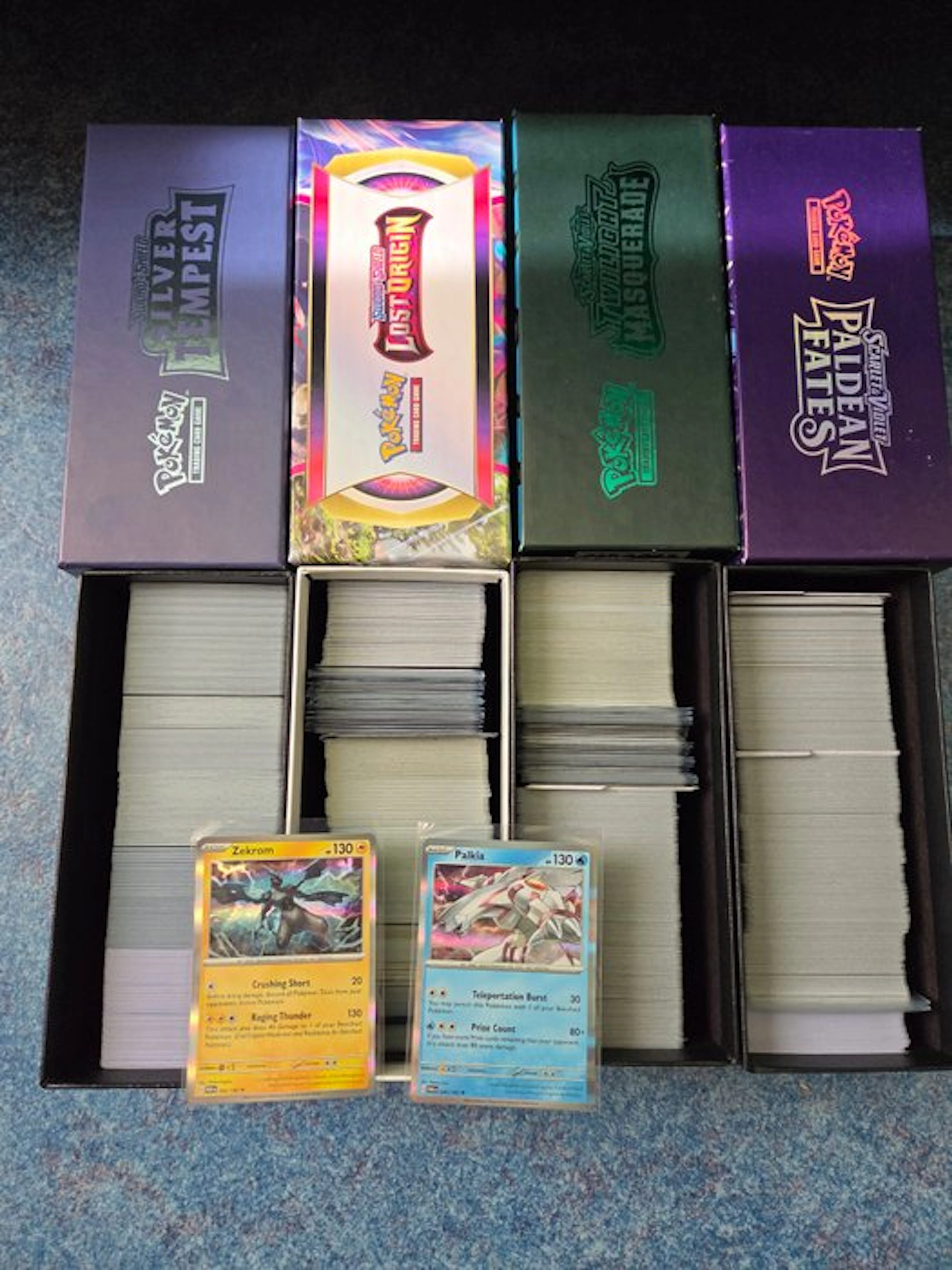 Pokémon - 2300 Mixed collection - Various sets