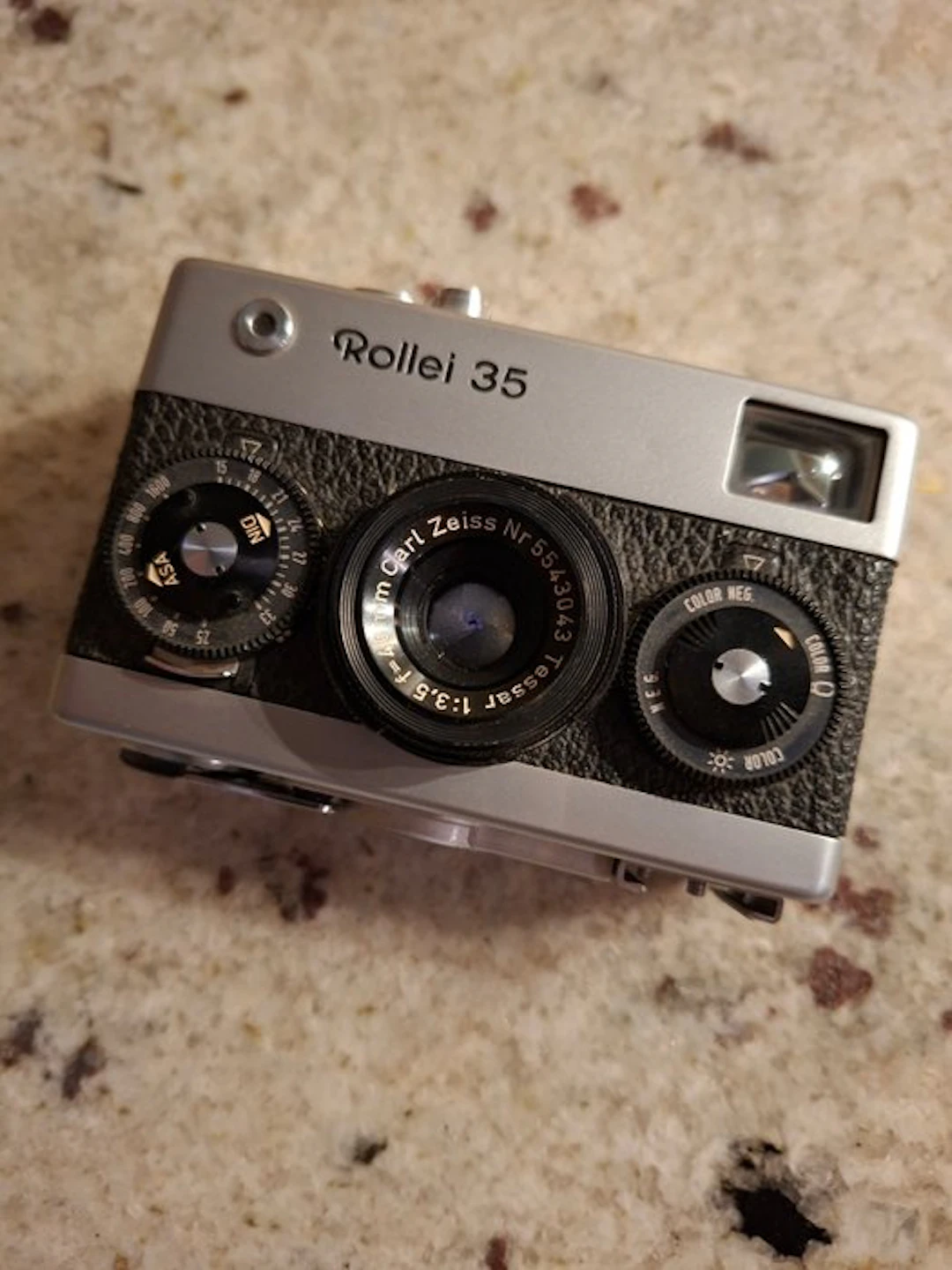 Rollei 35 met Carl Zeiss lens Analogue camera
