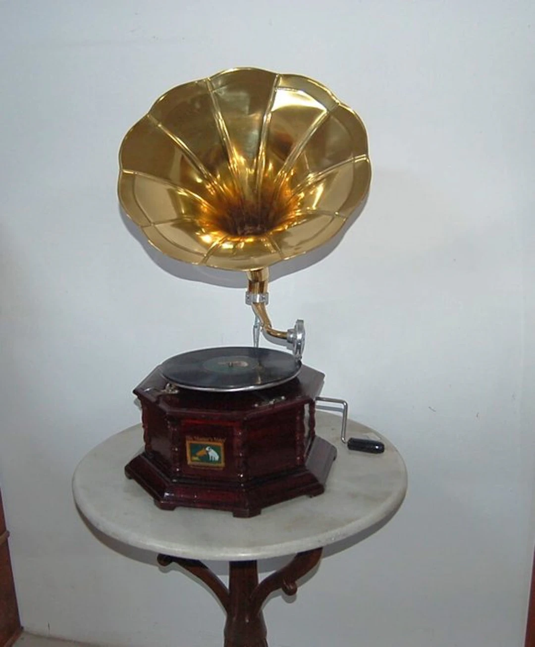 His Masters Voice - mv 101 Gramophone