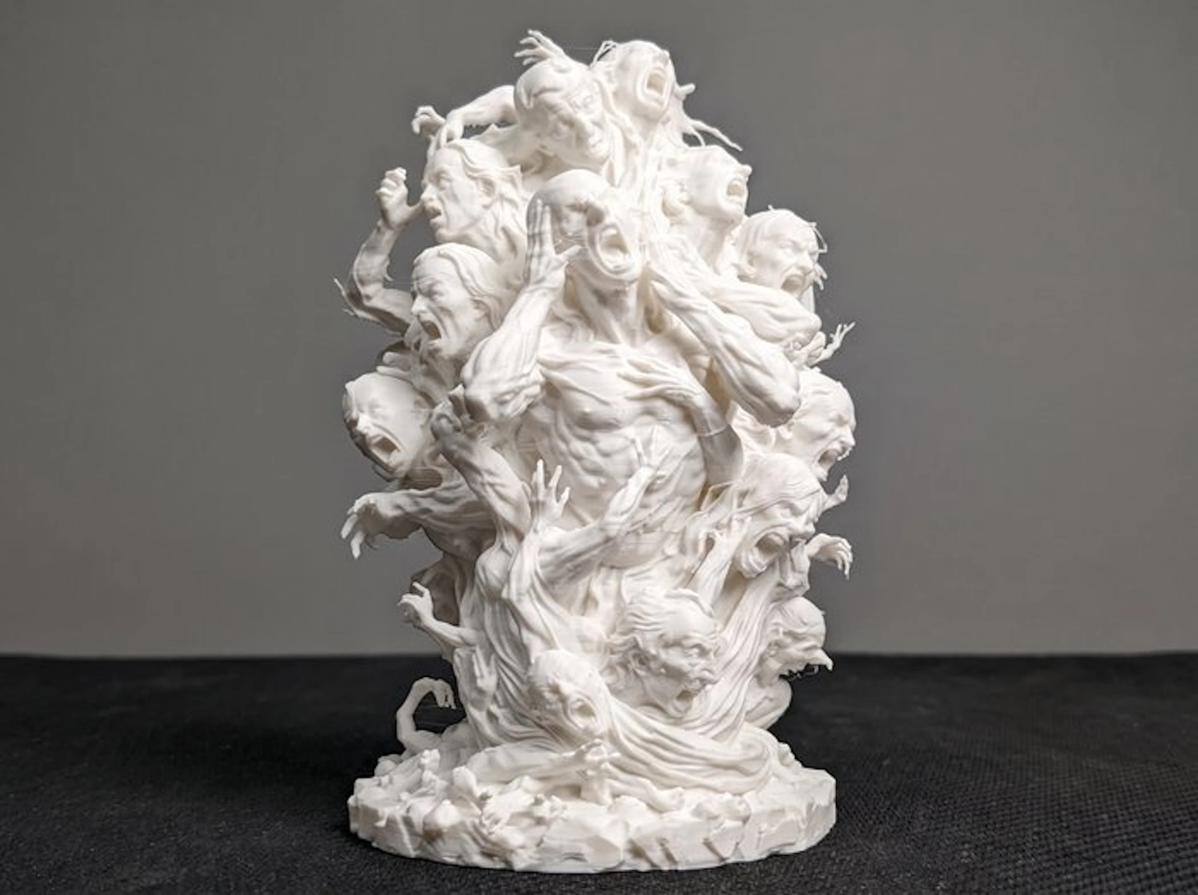 Sculpture, Torre dell' agonia - 180 mm - Resin, Plastic
