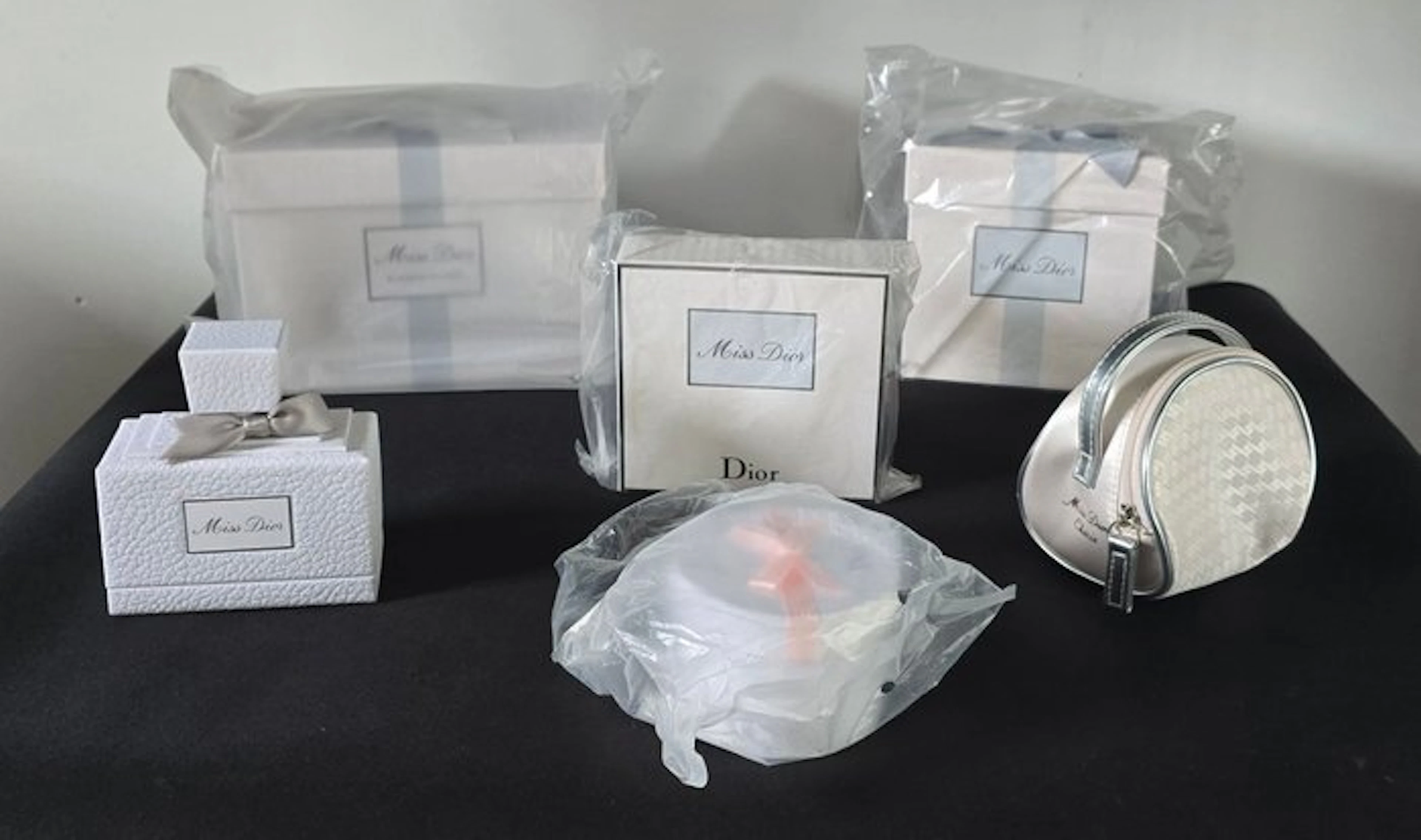 Themed collection - perfume miniatures - Dior