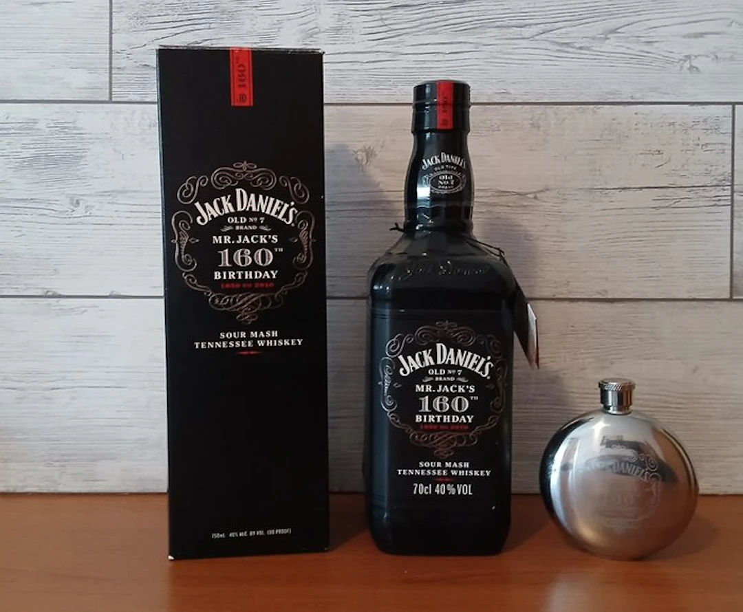 Jack Daniel's Mr Jack's 160th Birthday w/ flask - b. 2010s - 70cl