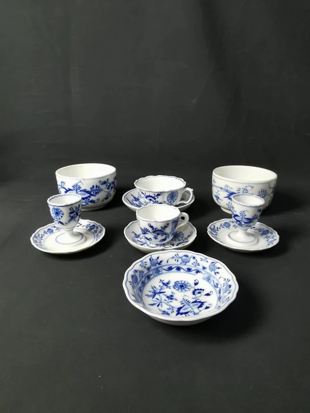 Lotto di porcellane Meissen del XIX secolo - Side table (9) - Porcelain