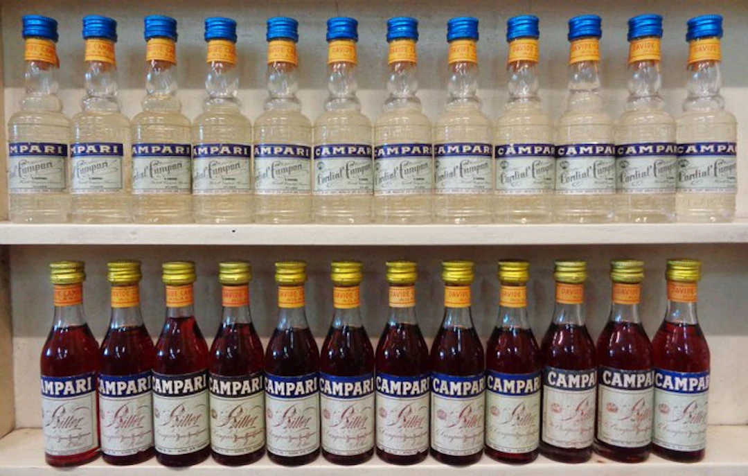 Campari - Bitter + Cordial - Miniature - b. 1970s - 3,9cl - 24 bottles