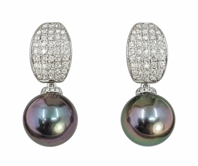 Earrings - 18 kt