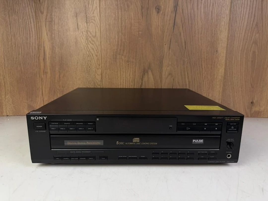 Sony - CDP-C525 - 5 Disc Changer CD player