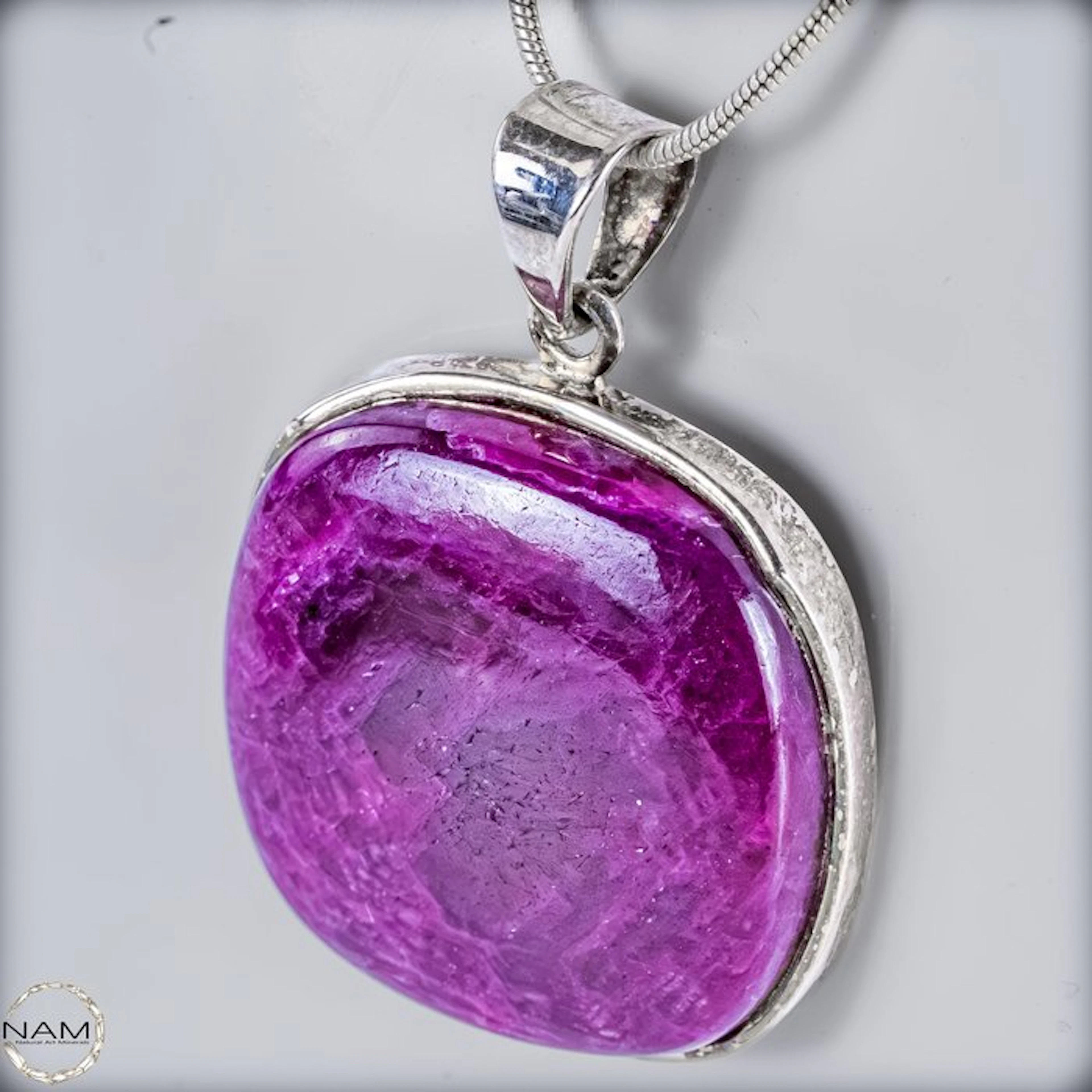 Ruby pendant – 925 silver – 85.75 ct -Intense Pink-Red- 17.15 g