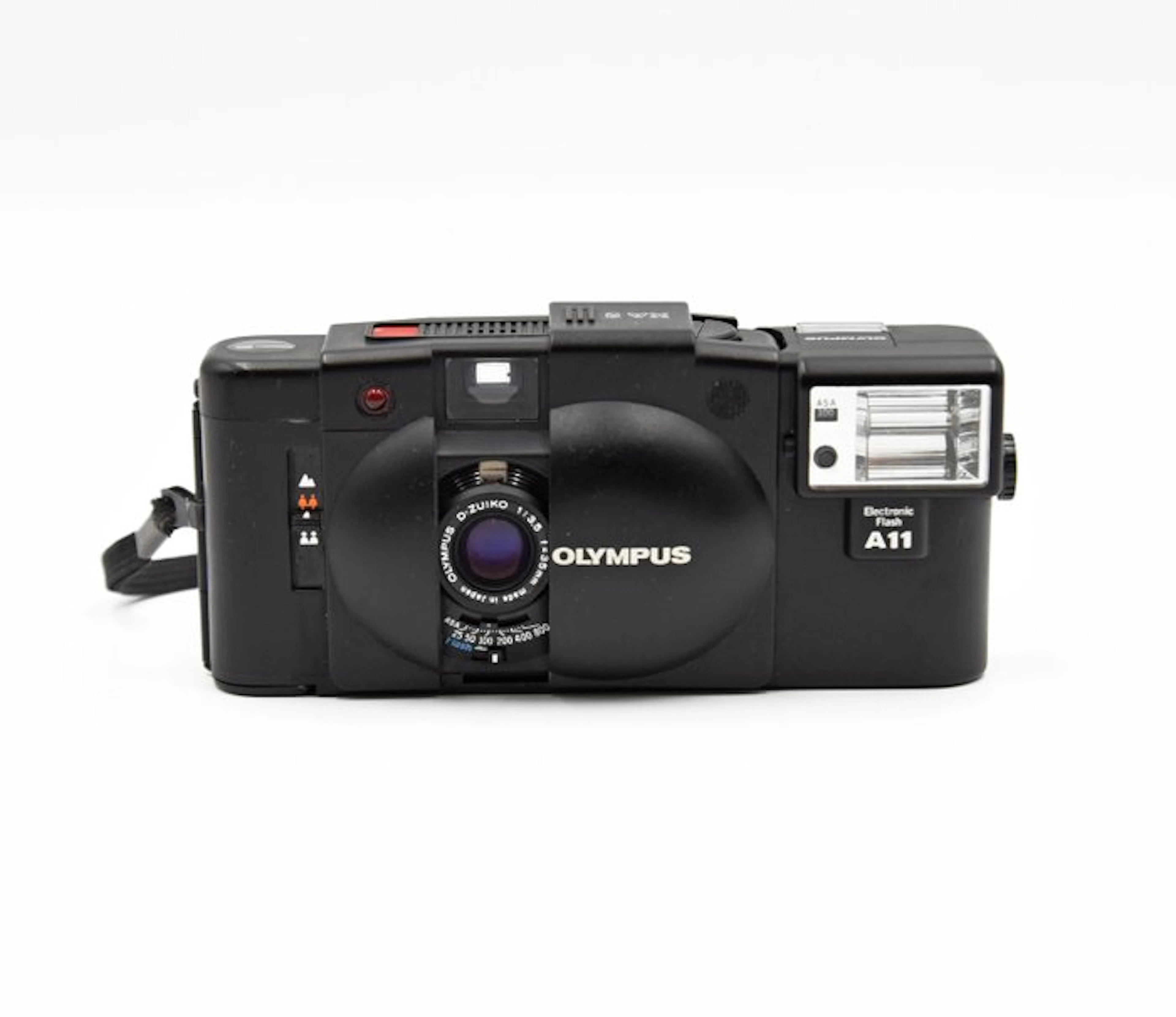 Olympus XA2 con A11 flash | Analogue camera