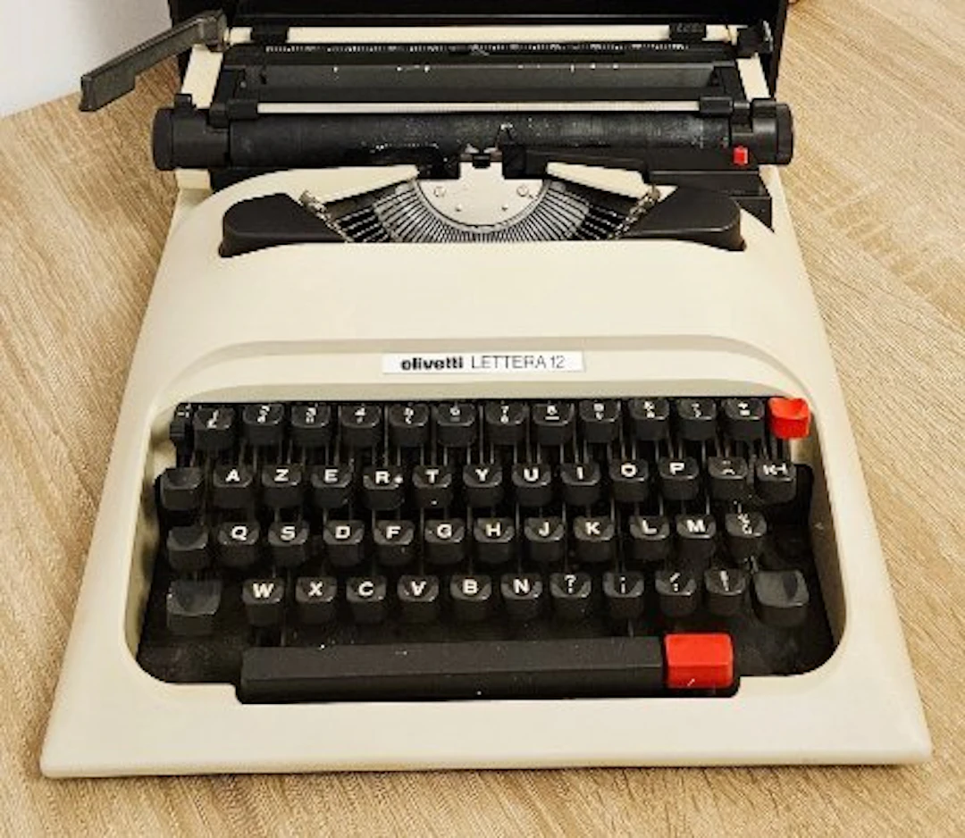 Mario Bellini - Olivetti, Lettera 12 - Typewriter - 1970-1980