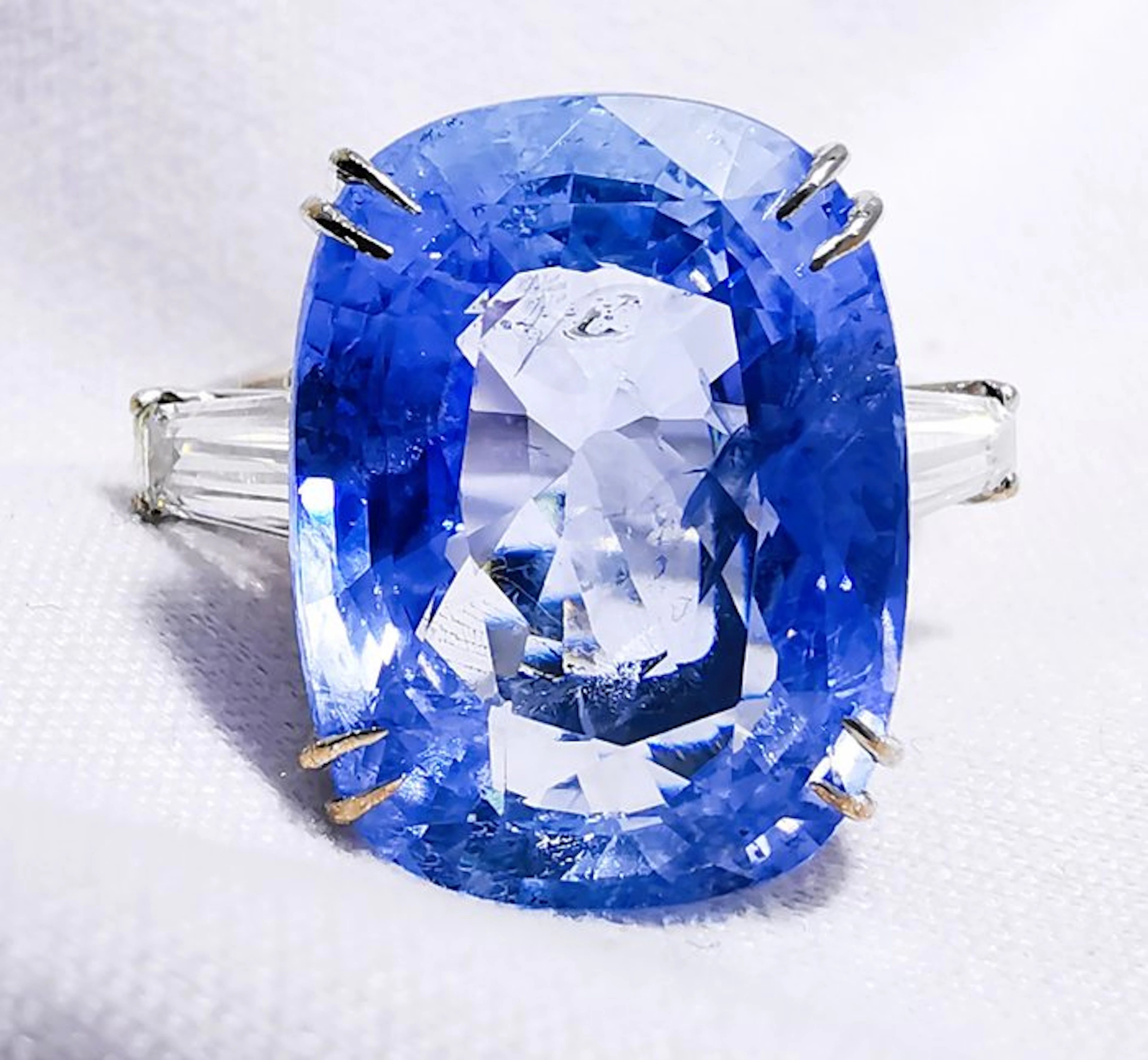 Ring - 18 kt