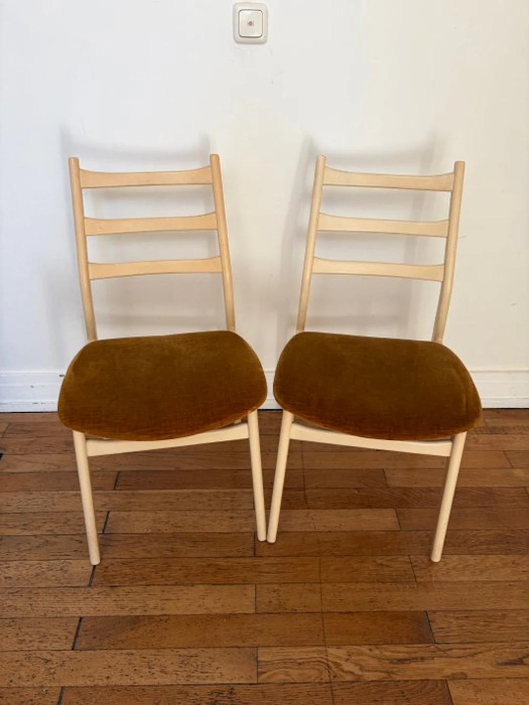 Casala - Chair (2) - Wood