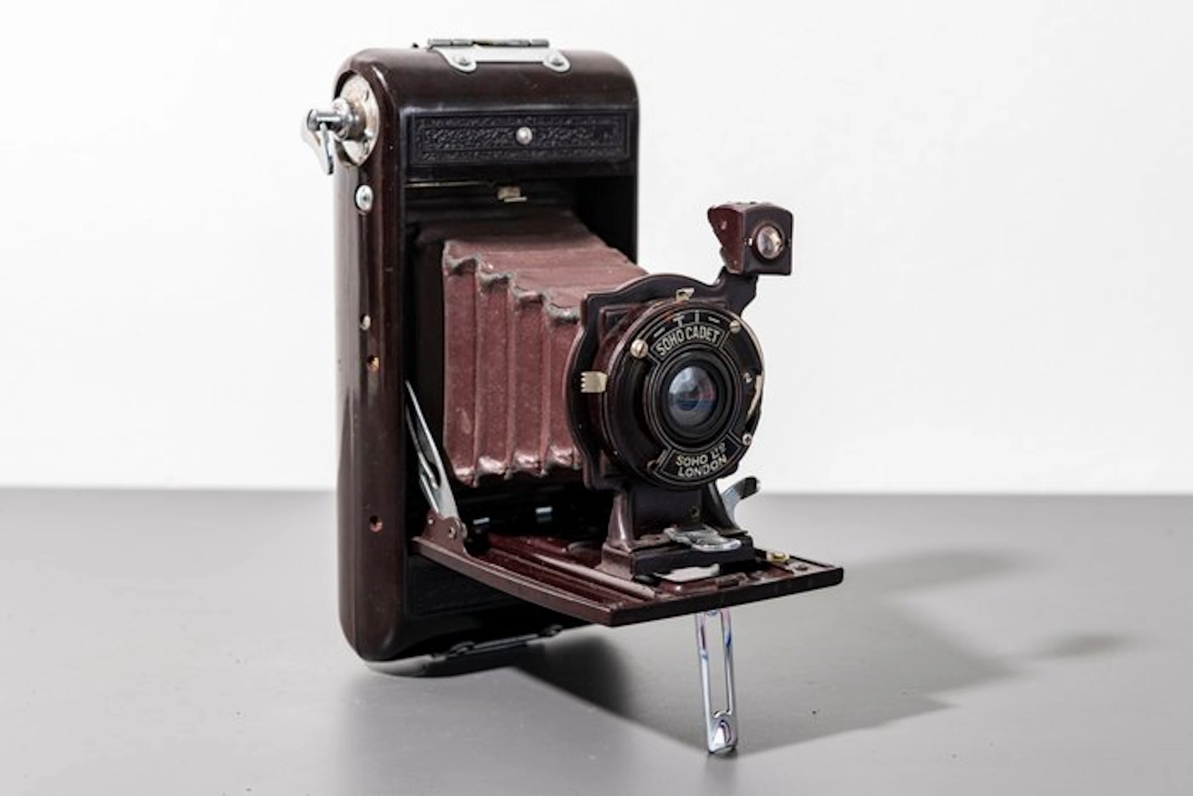 Soho Cadet – 6x9 bakelieten vouwcamera – 120 film – Soho...