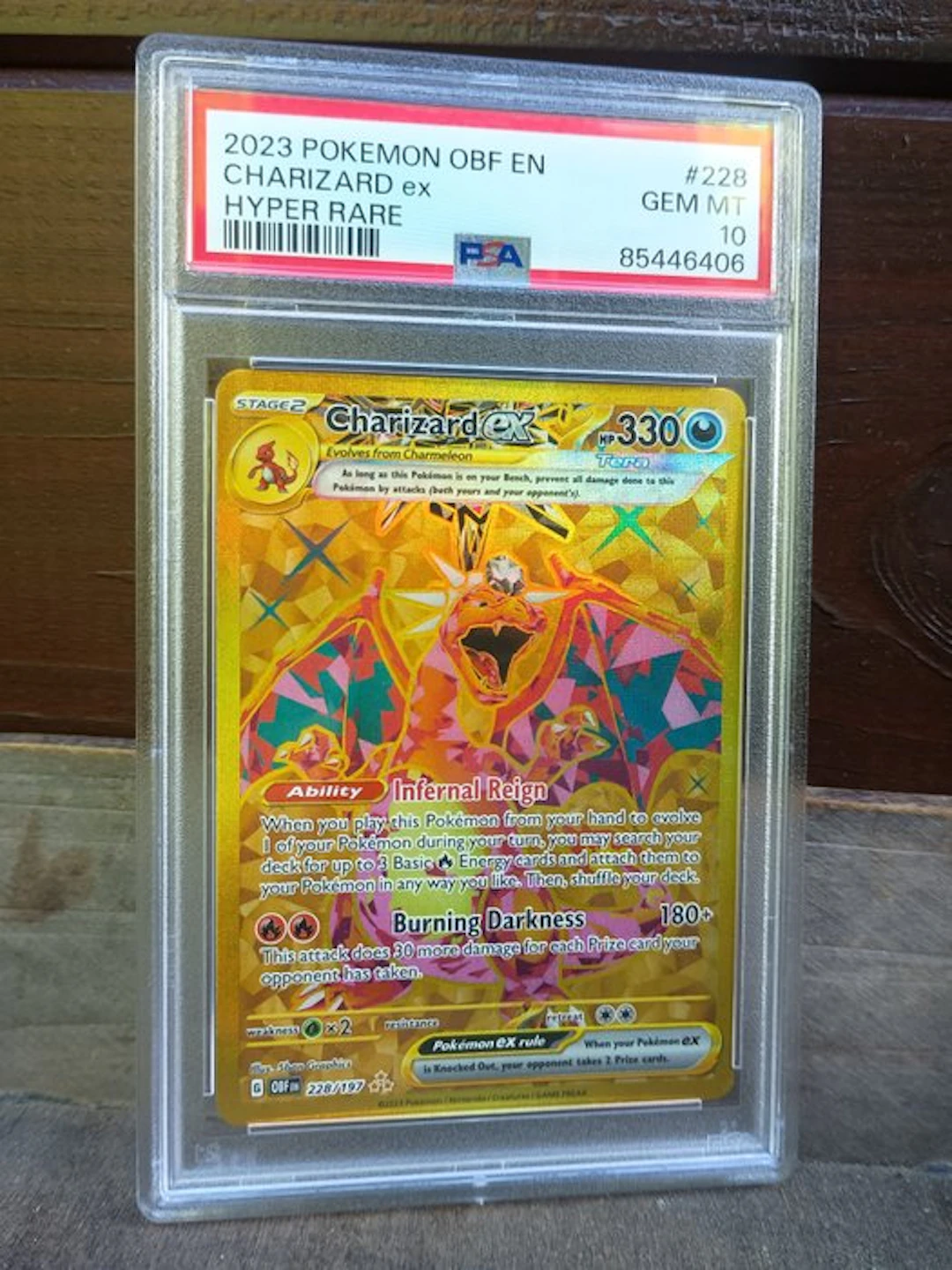 Pokémon - 1 Graded card - Charizard 228/197 Full art