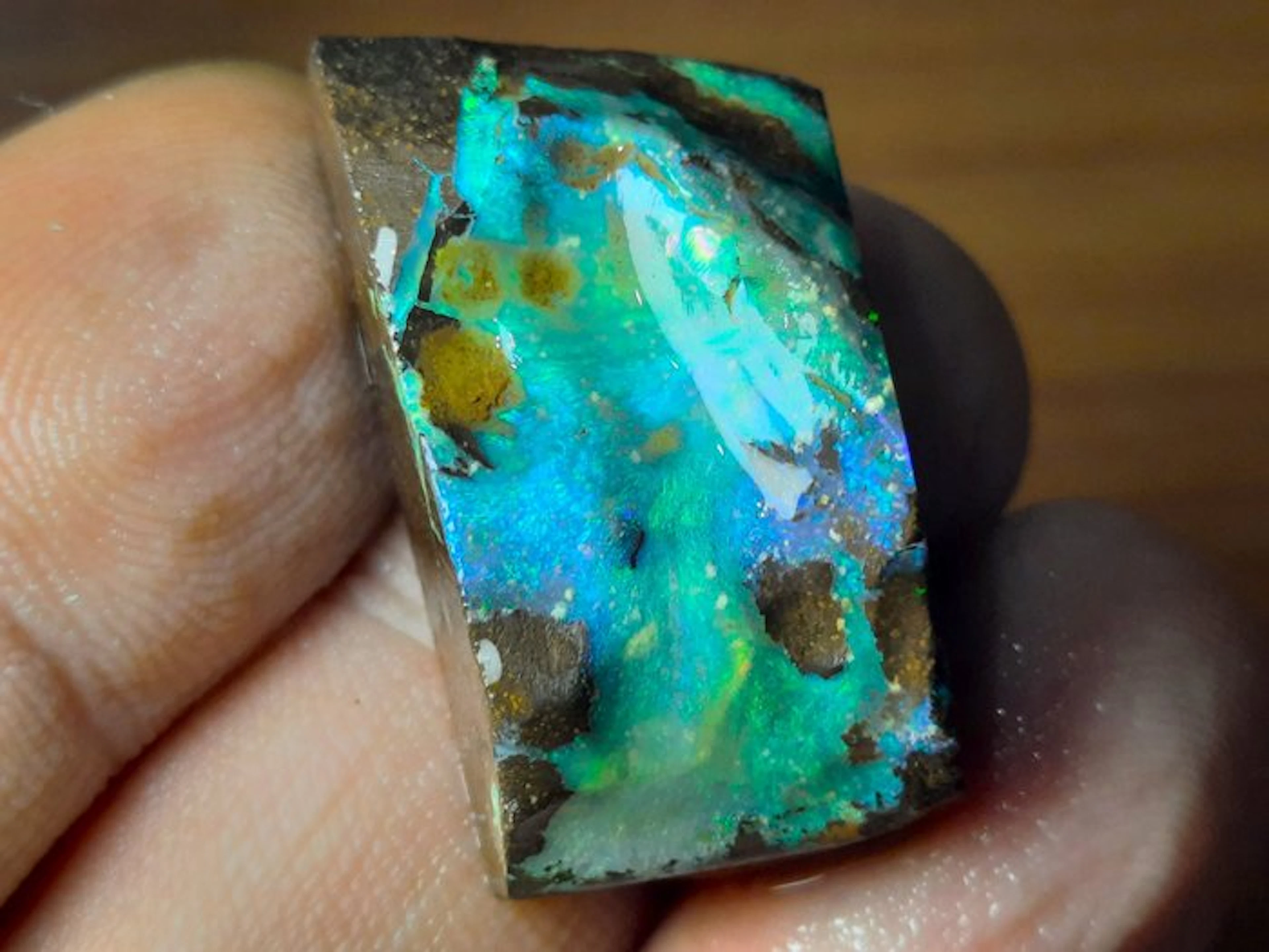 66 cts - Beautiful Australian Boulder Opal - Rough- 13.2 g