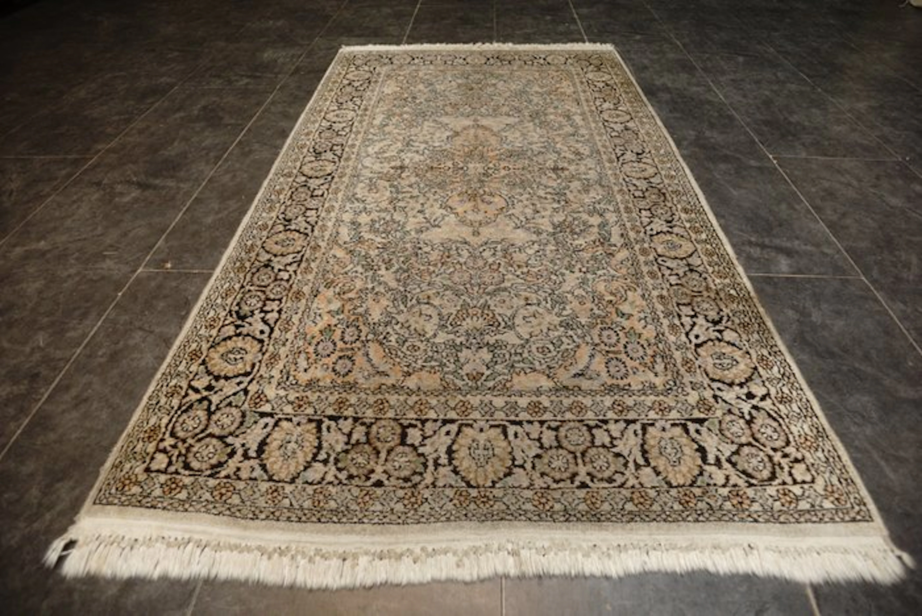 Cashmere Silk - Carpet - 160 cm - 95 cm - silk carpet