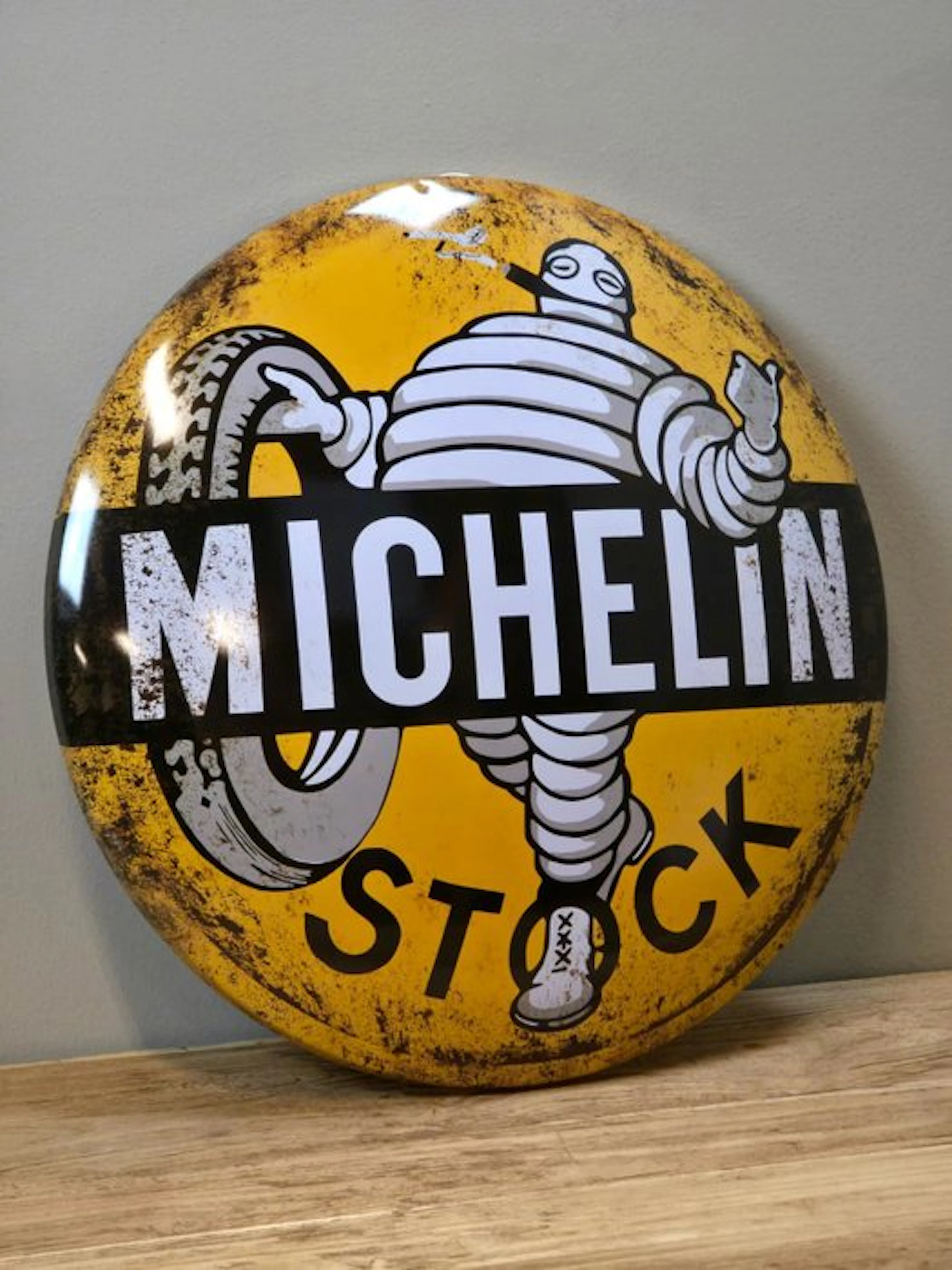 Wall plate - Metal - Wall sign Michelin tin