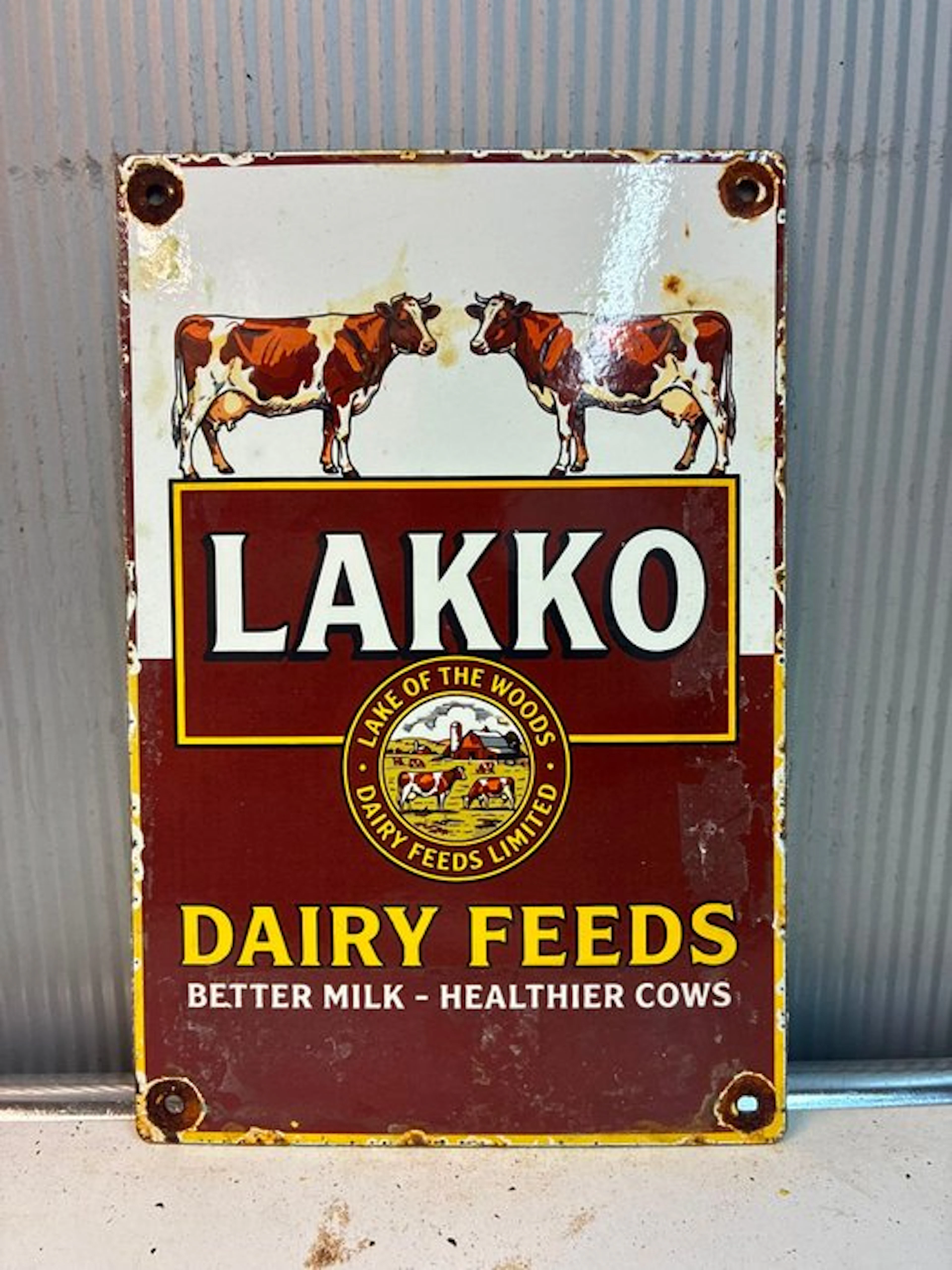 Lakko Dairy Feeds – Emaille Reclamebord – Landbouw - Enamel sign - Enamel