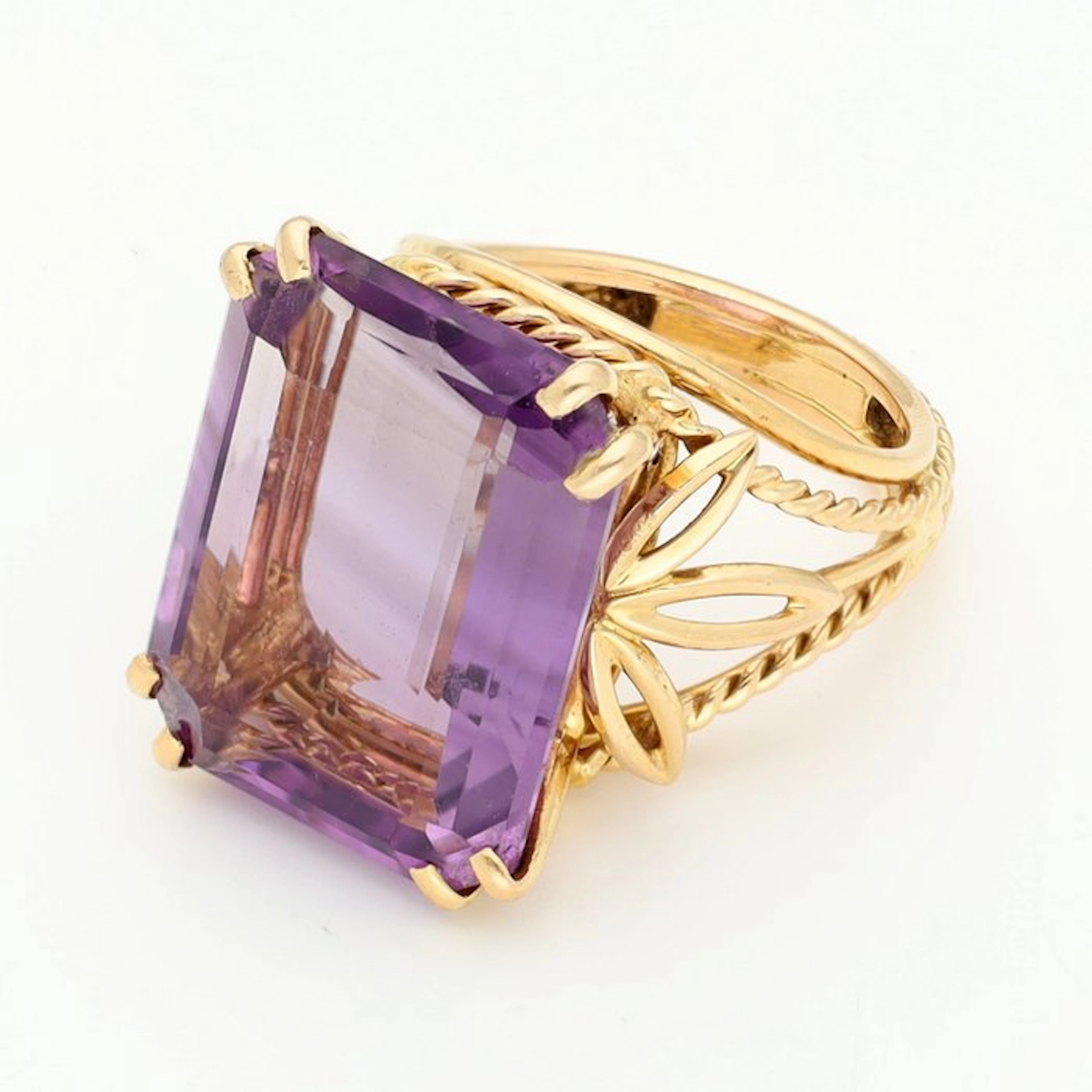 Ring - 18 kt. Yellow gold Amethyst