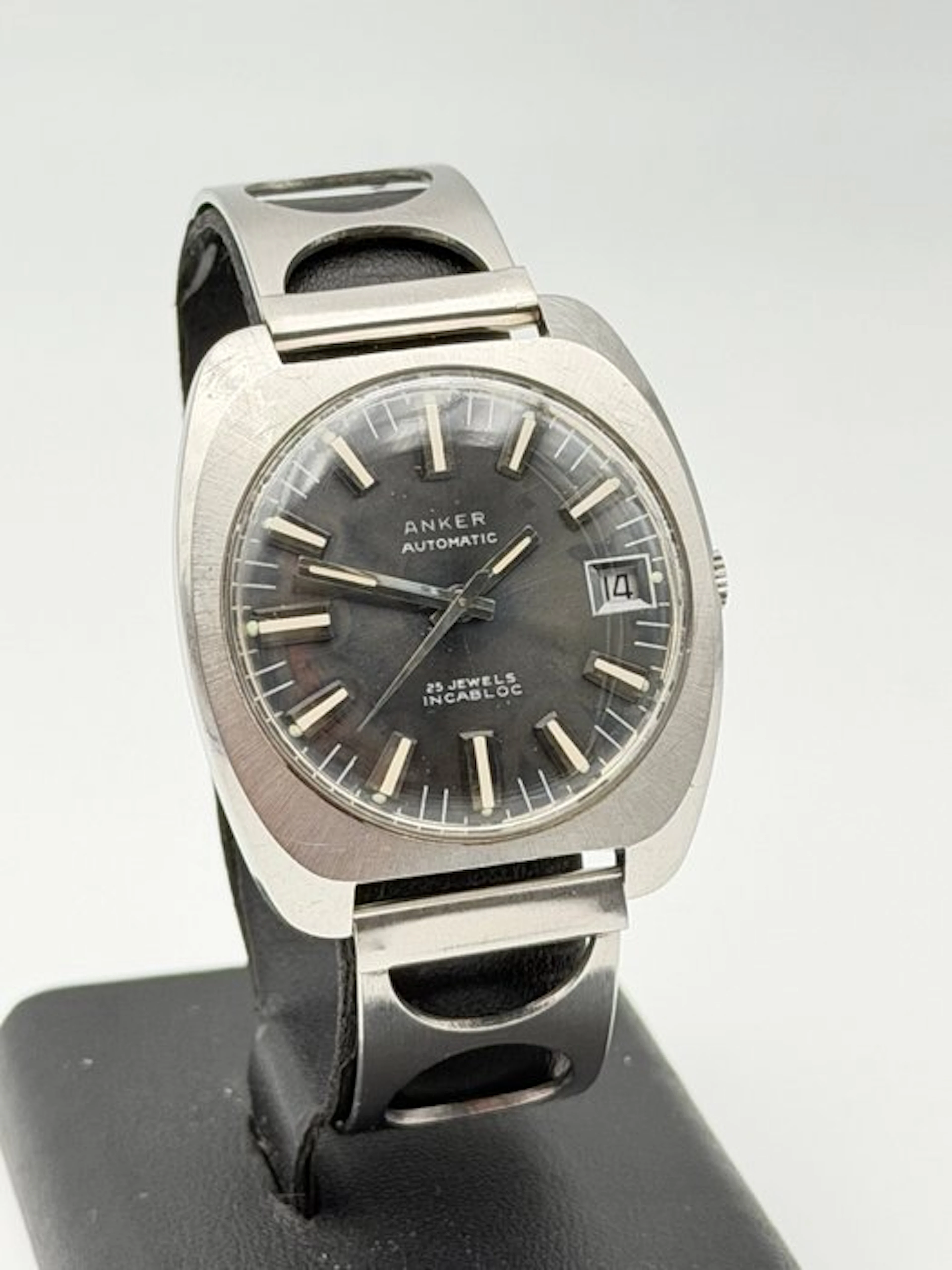 anker - automatic rp - No reserve price - 4 tau brevet...