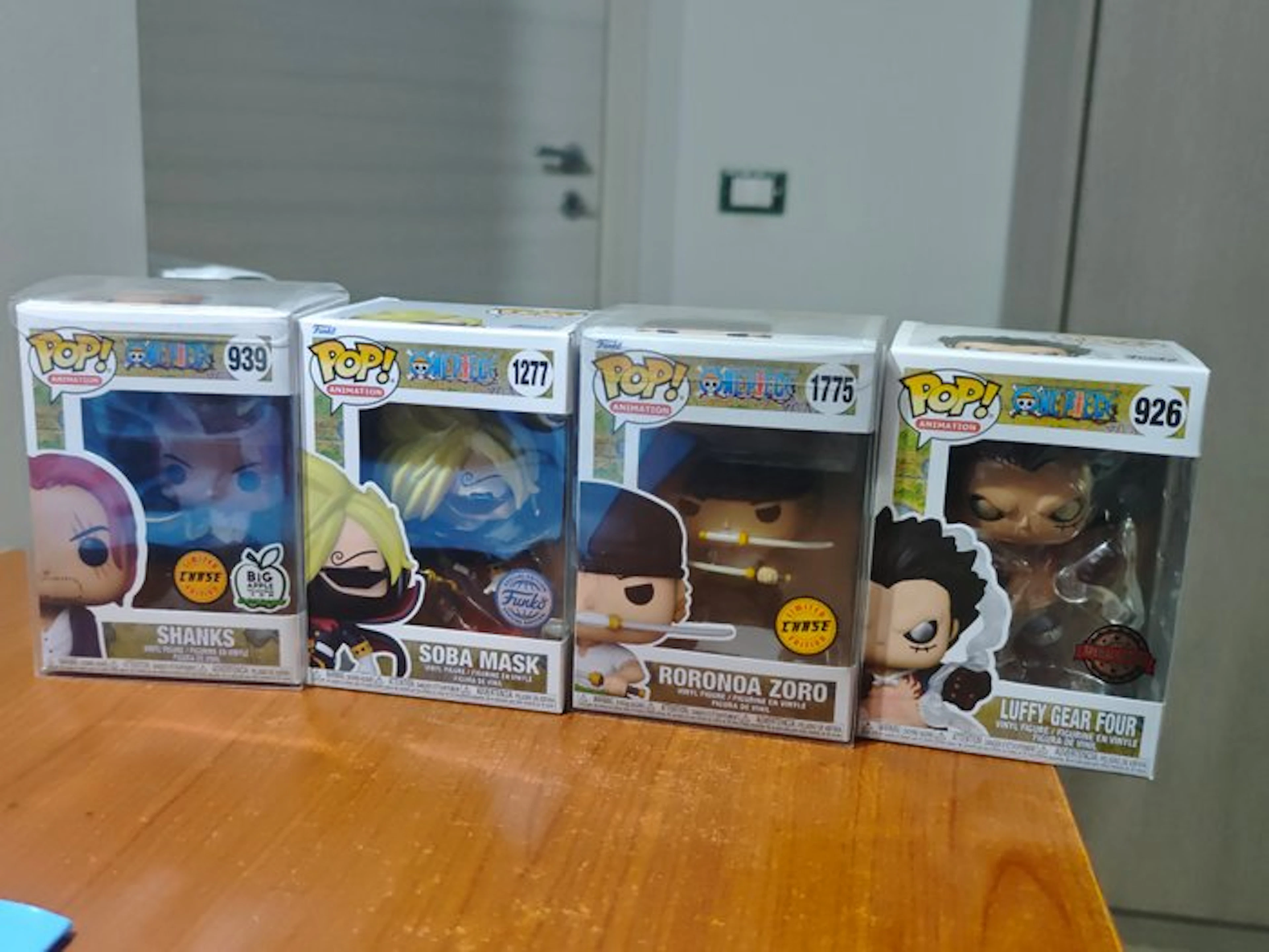 Funko - Action figure Lotto Funko pop One piece Shanks