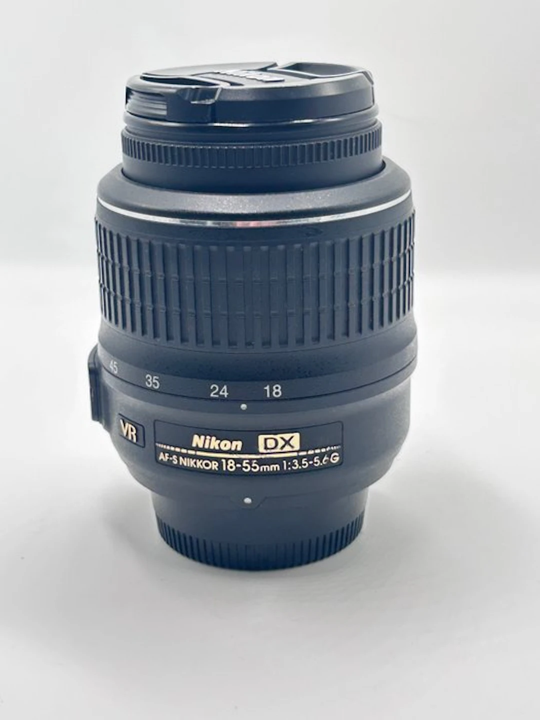 Nikon AF-S DX Nikkor 18-55mm f/3.5-5.6G VR Zoomlens