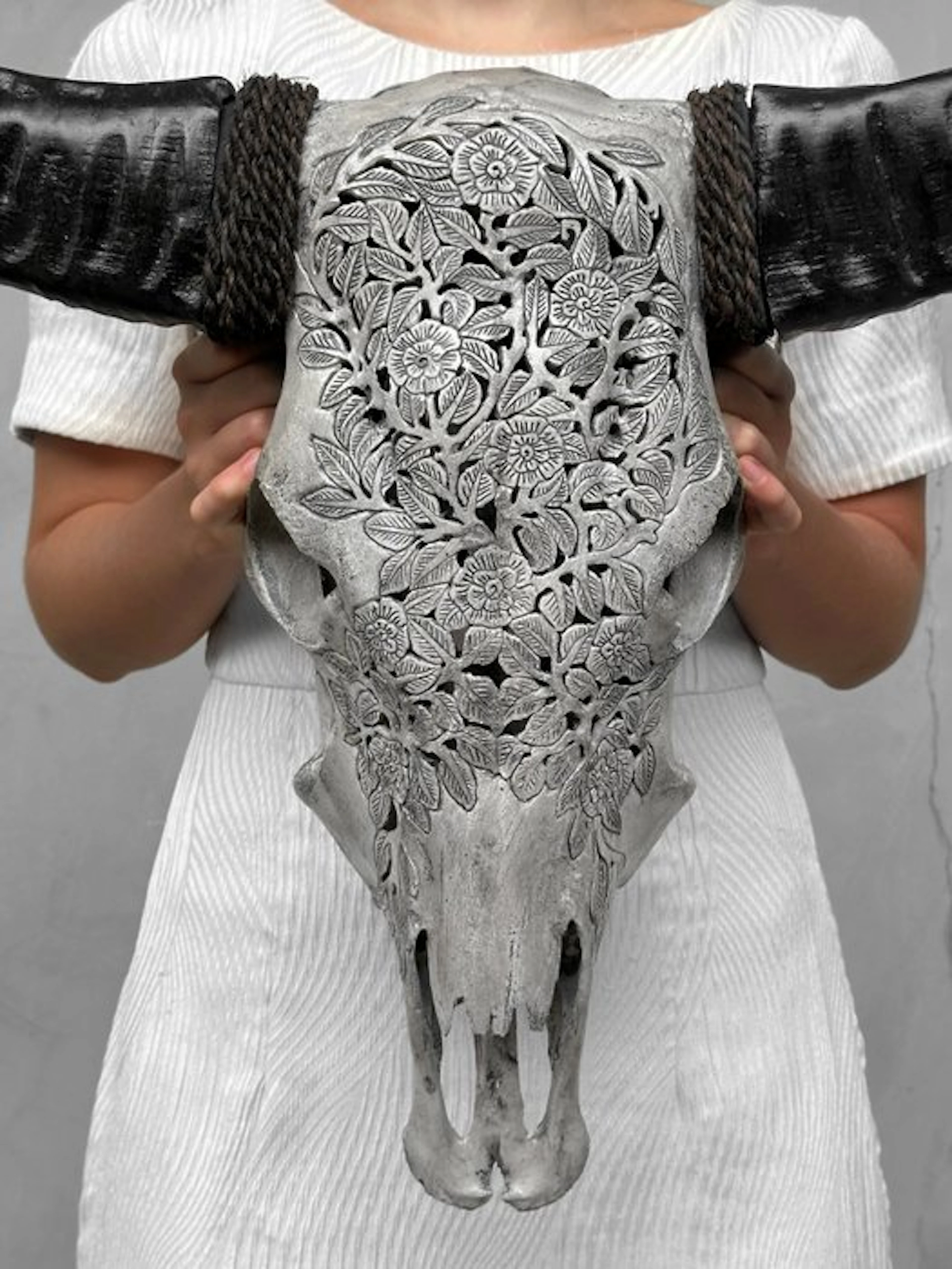 NO RESERVE PRICE - Authentic Large Grey Carved Buffalo...