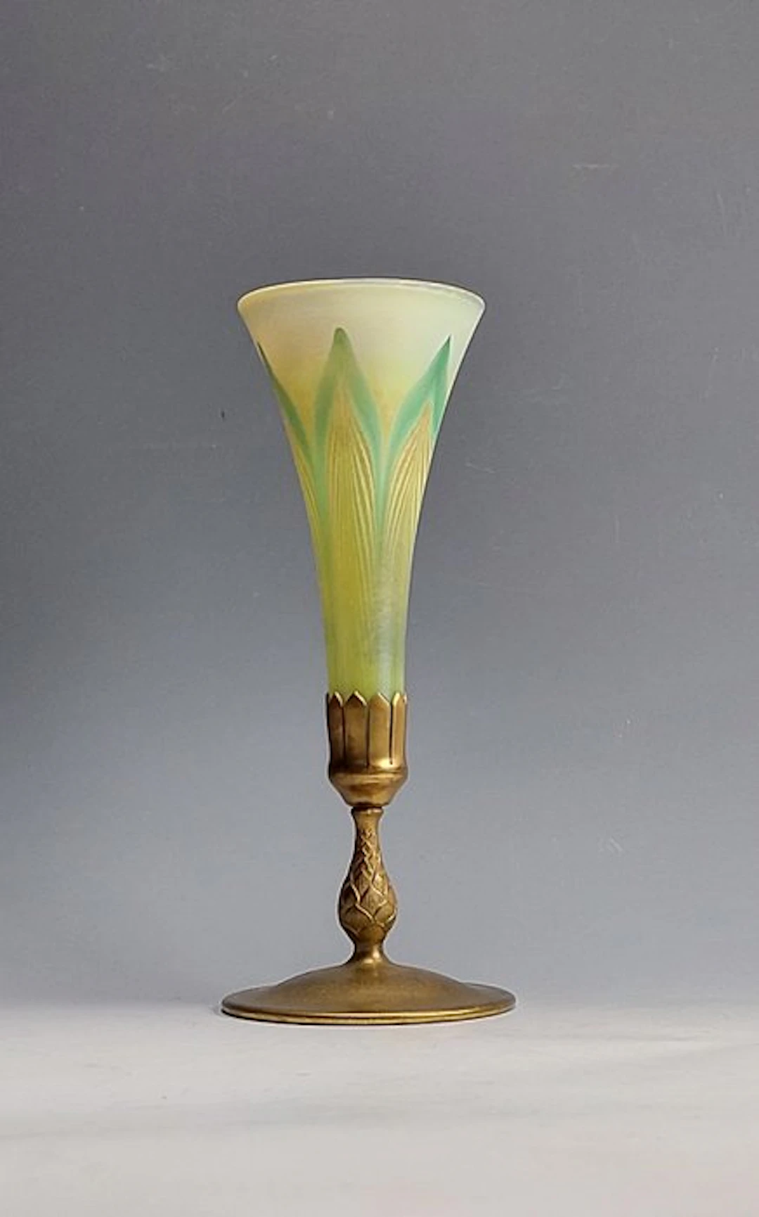 Tiffany Studios - Louis Comfort Tiffany - Vase - Bronze