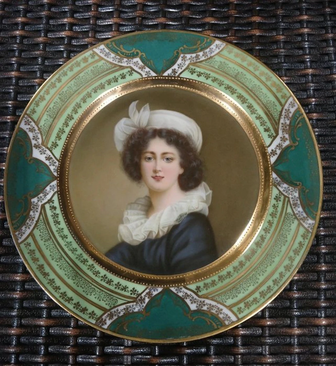 Vienna style - Dish - Porcelain - Vienna Plate, 19th Century