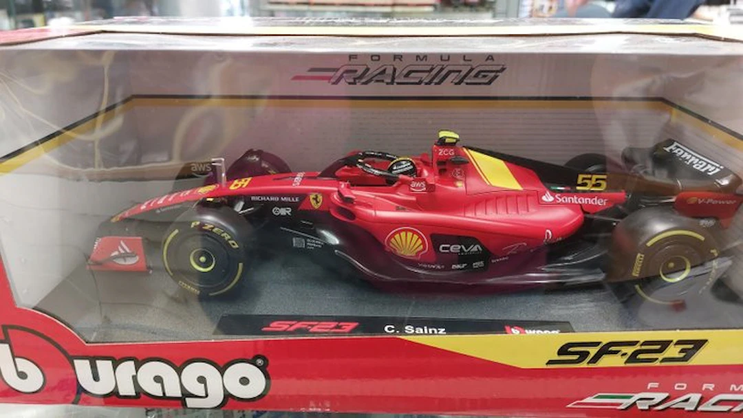 Bburago 1:18 - Model car - Ferrari C. Leclerc sf.23