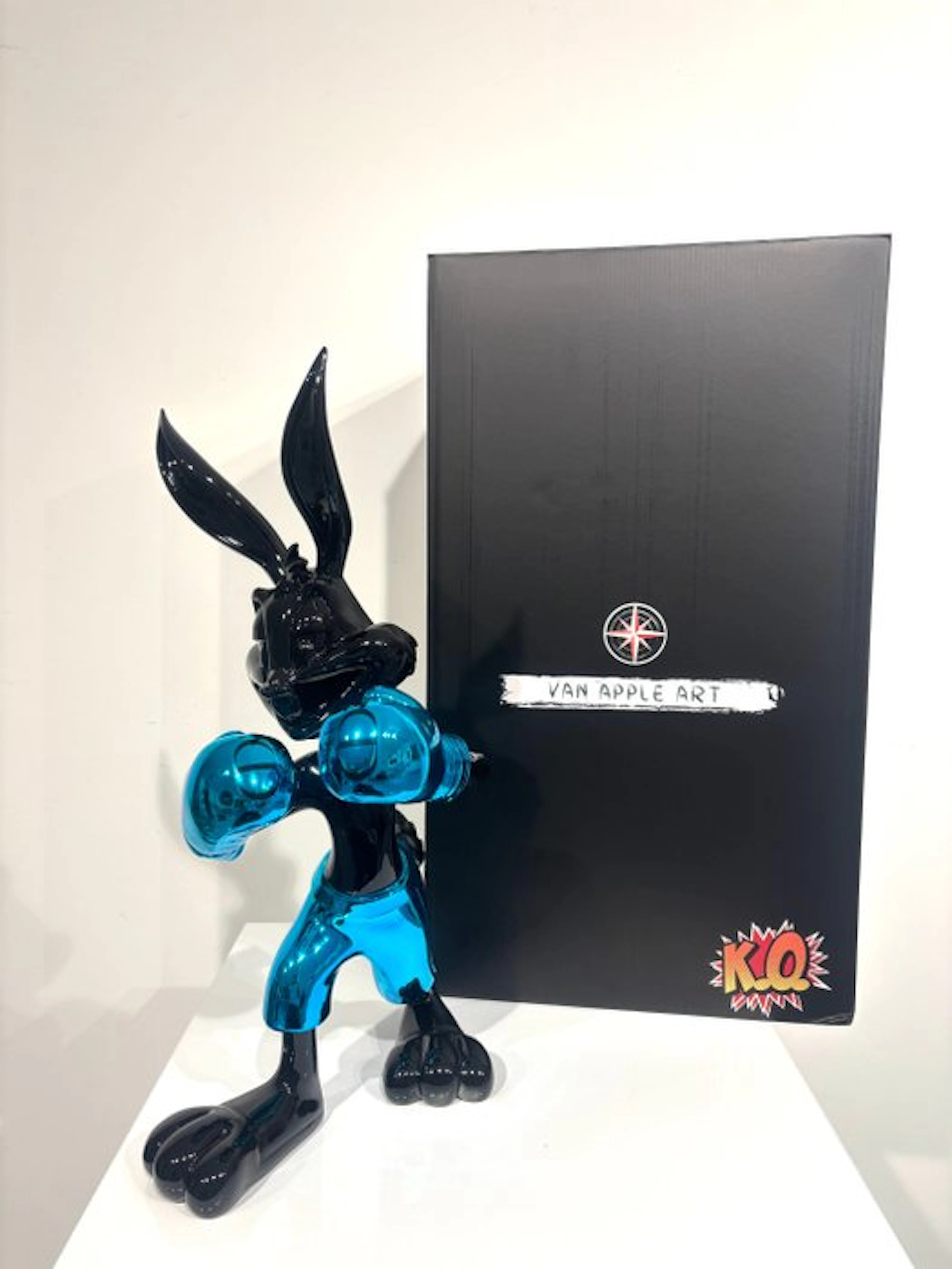 Van Apple - K.O. Bunny - Dior