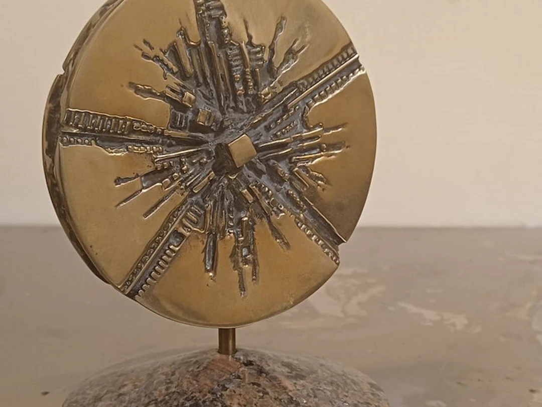 Arnaldo Pomodoro (1926) - Sculpture