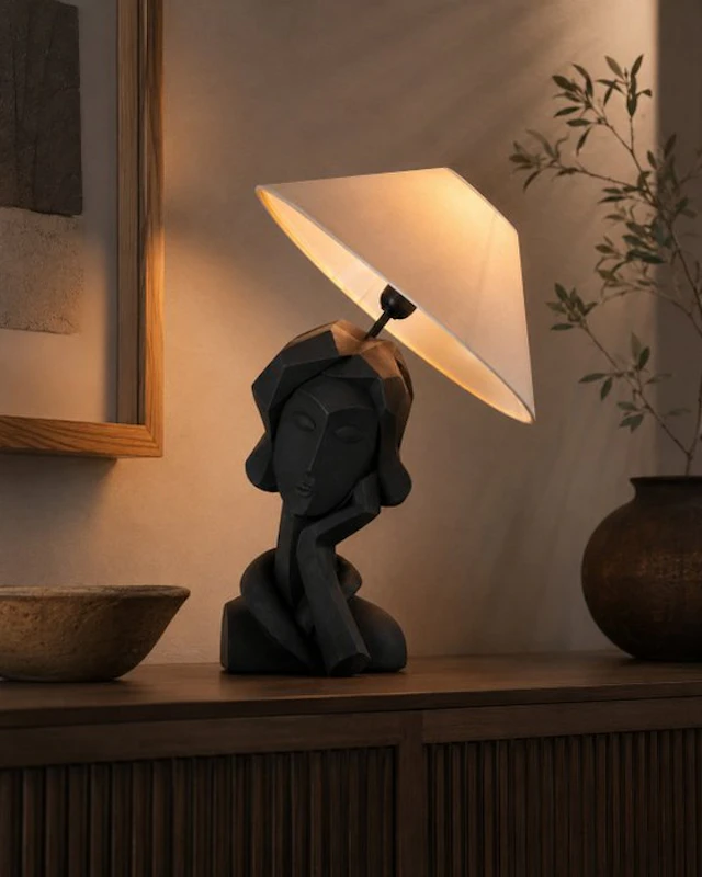 Lamp - Sculptural Design Table Lamp - Resin - Abstract Female Figure