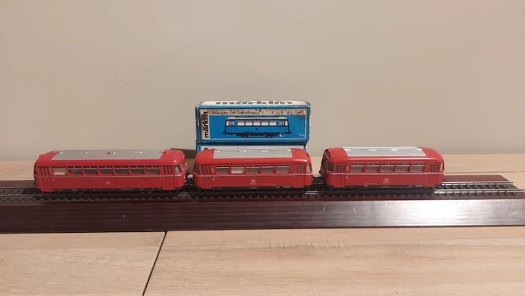 Märklin H0 - 3016(1x) 4018(2x) - Train unit (3) - Three-car railbus - DB
