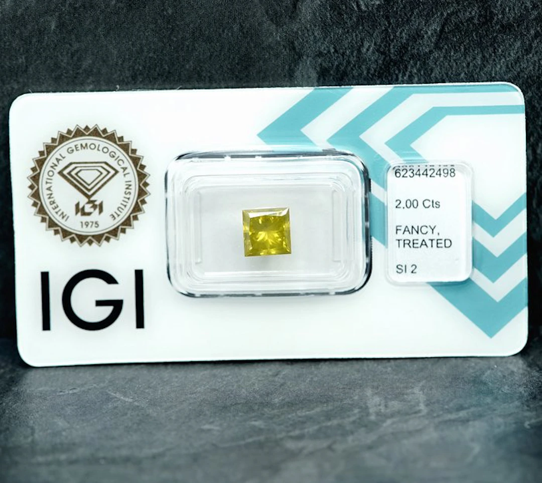 1 pcs Diamond (Colour-treated) - 2.00 ct - Square - Fancy...