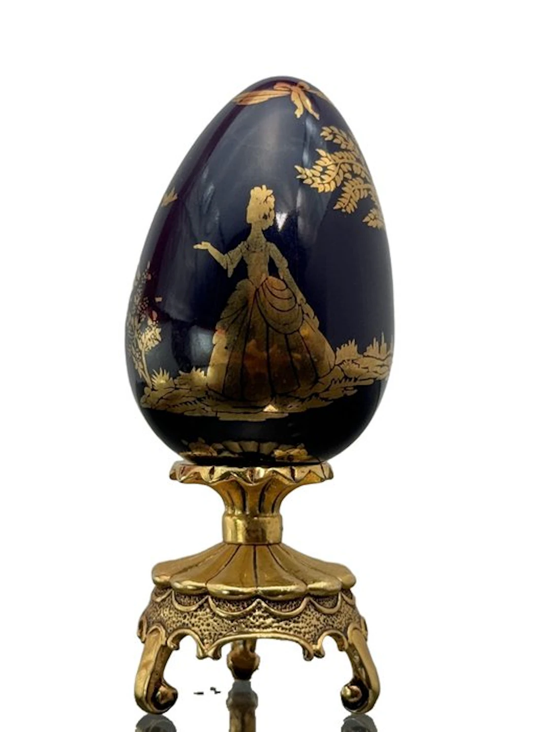 Fabergé egg - Treasury of Eggs Easter Egg - House of...
