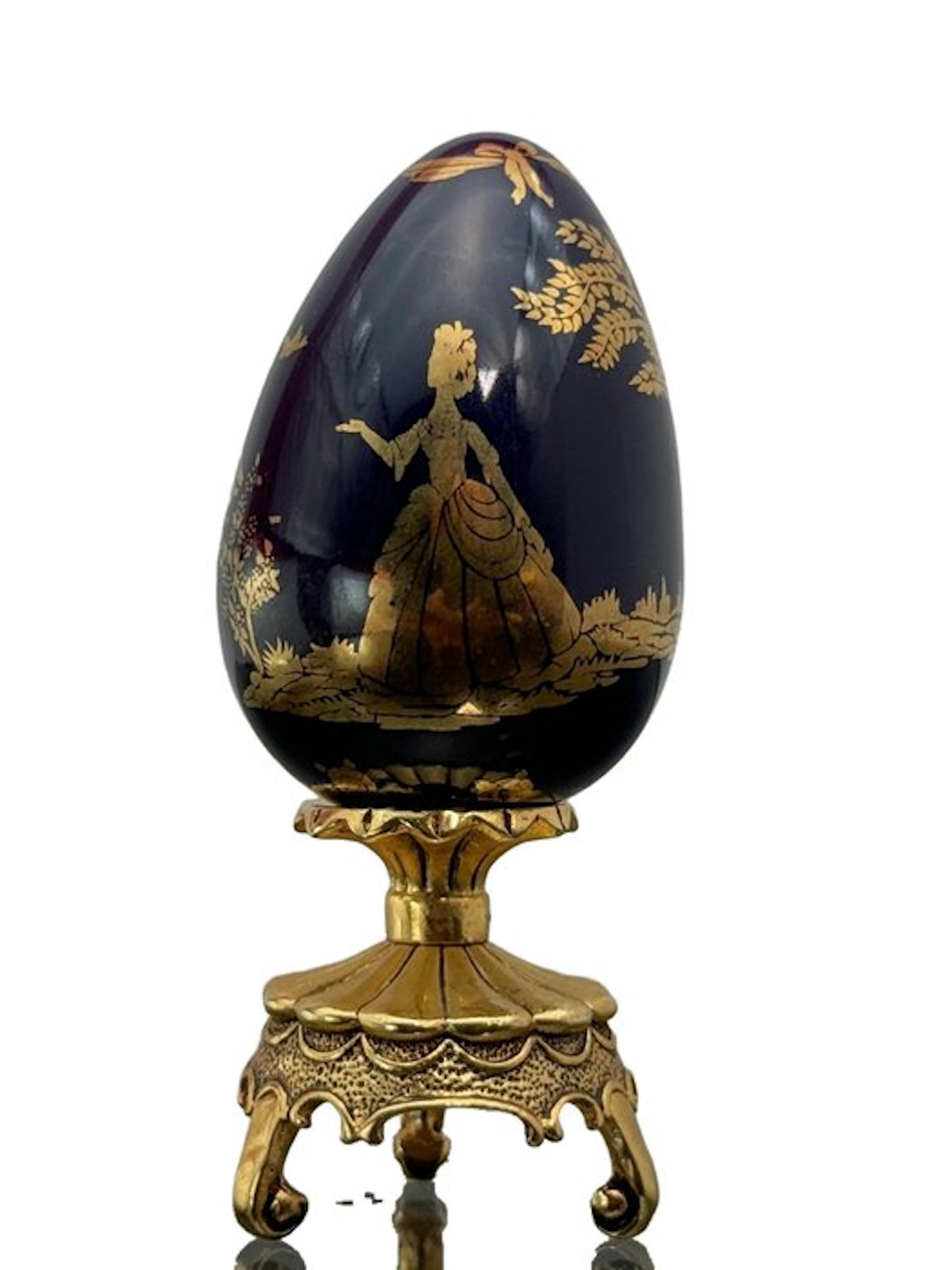 Fabergé egg - Treasury of Eggs Easter Egg - House of...