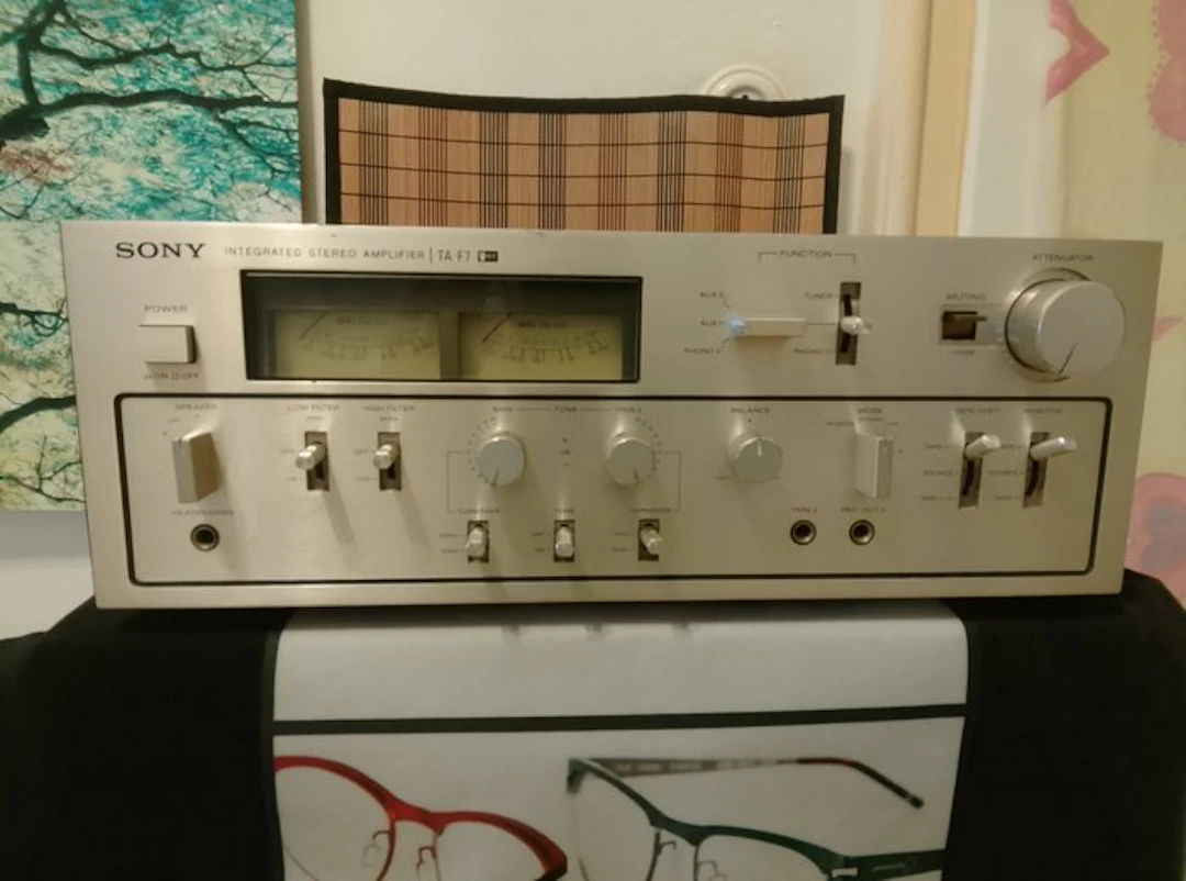 Sony - TA-F7 'Dual-Mono' Solid state integrated amplifier - Multiple models