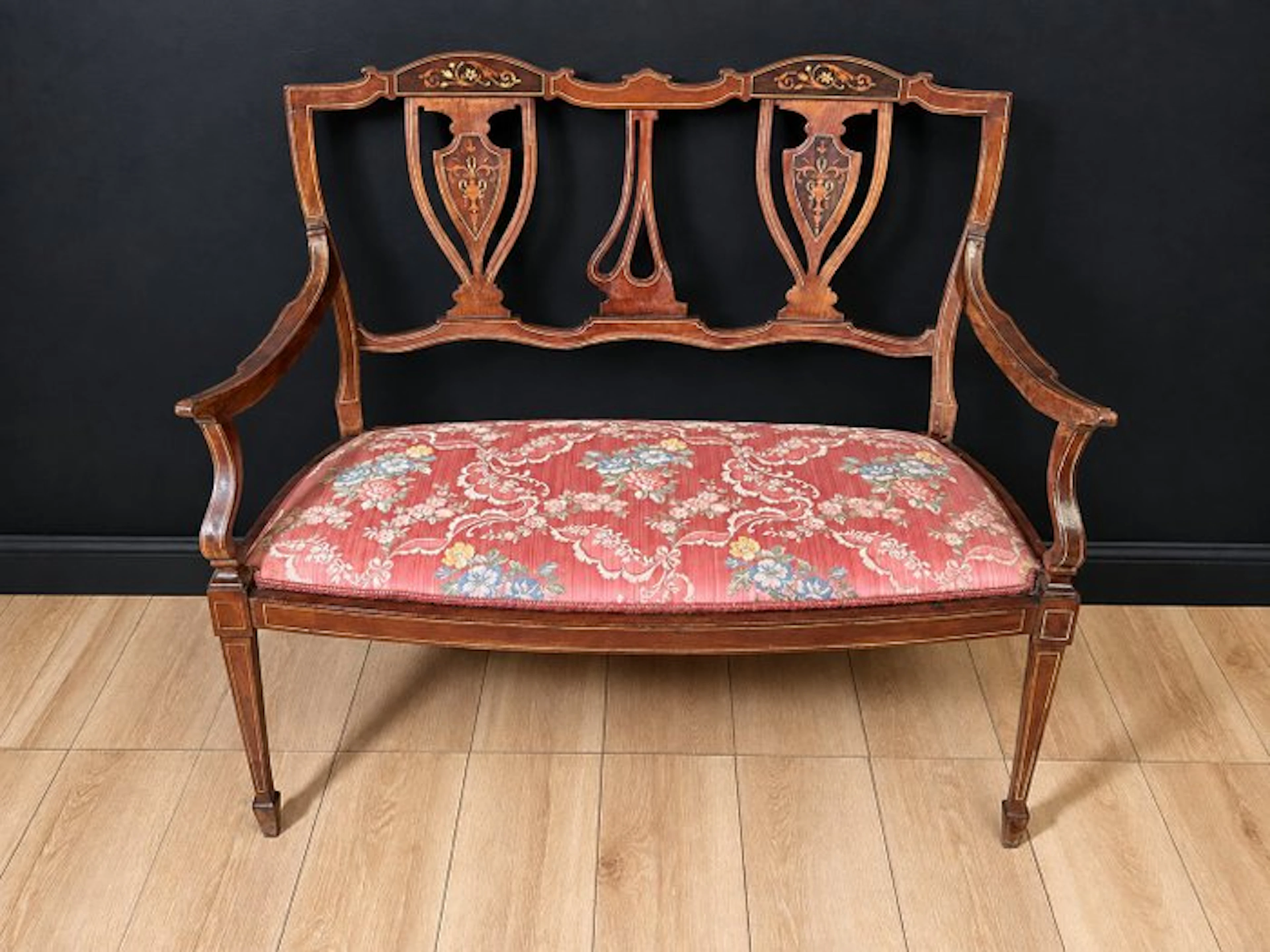 Sofa - Wood, Textile