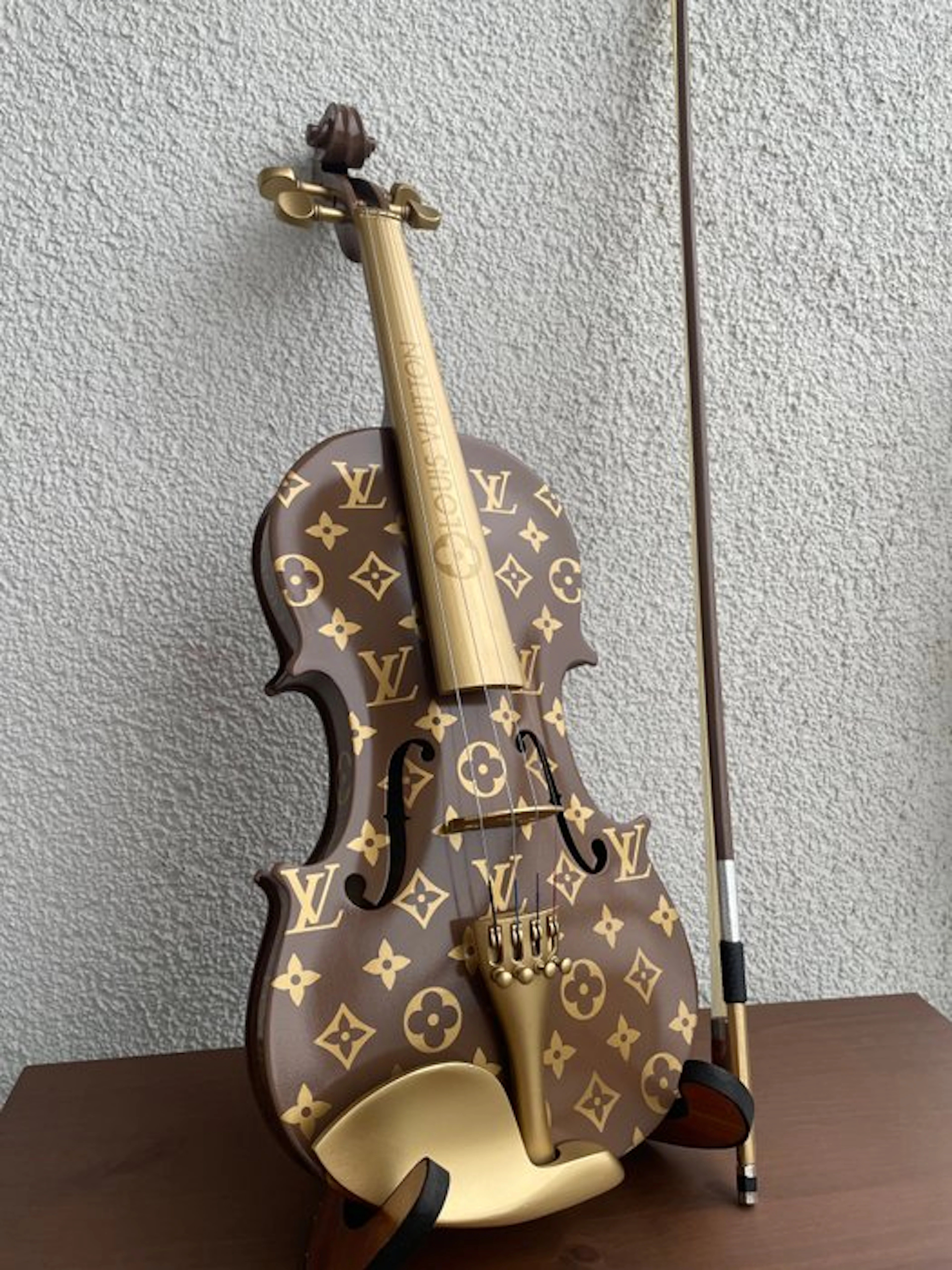 J.Reinhardt - Custom Louis Vuitton Violin - Mocca Brown & Gold