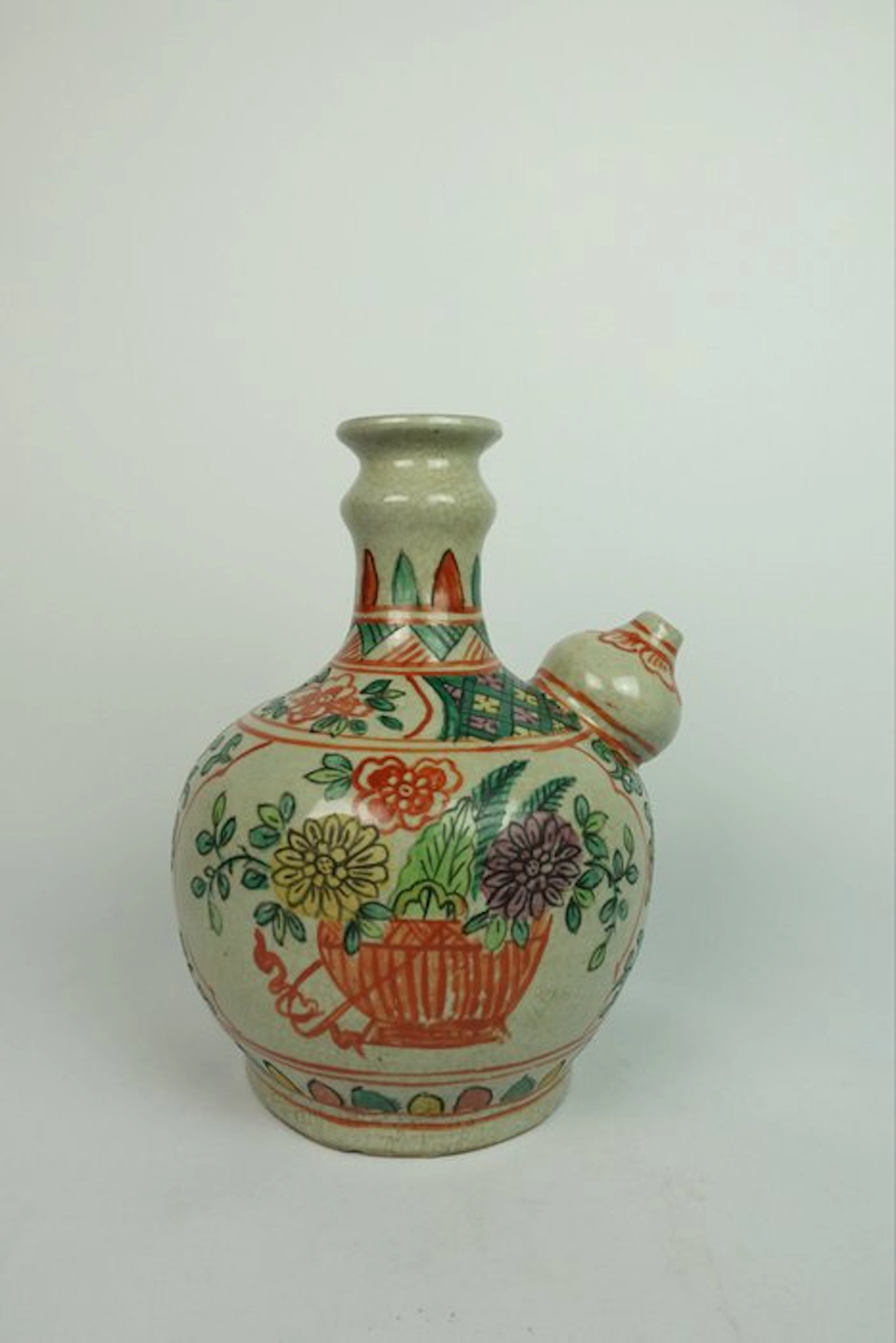 Ge Glaze Wucai Floral Kendi / Ewer - Porcelain - China - Early 20th century