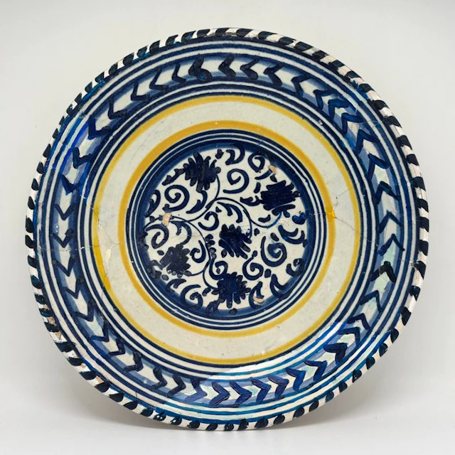 Post-medieval Pottery Majolica dish - Dutch majolica...