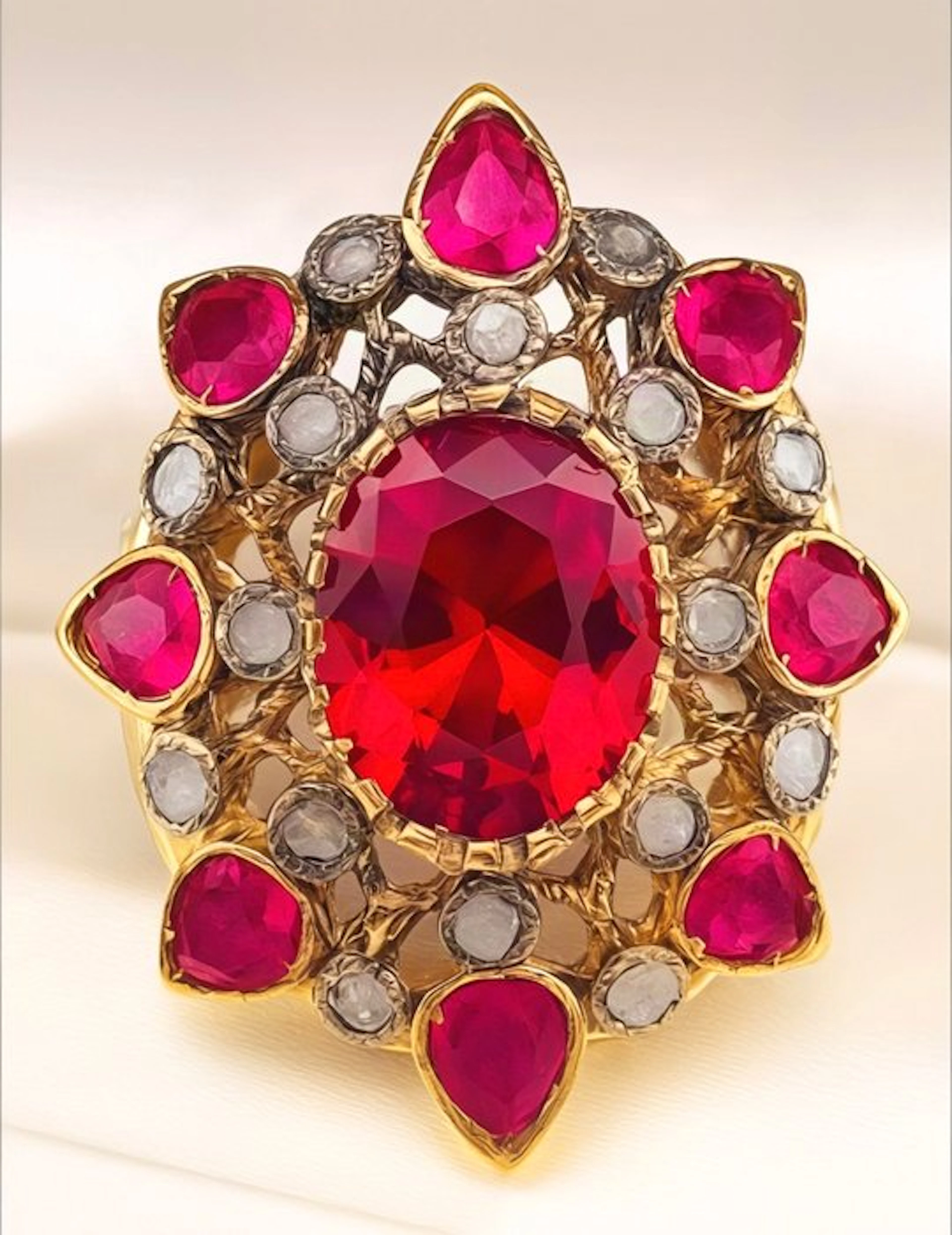 No reserve price - Ring - 9 kt. Yellow gold, Silver Ruby - Diamond