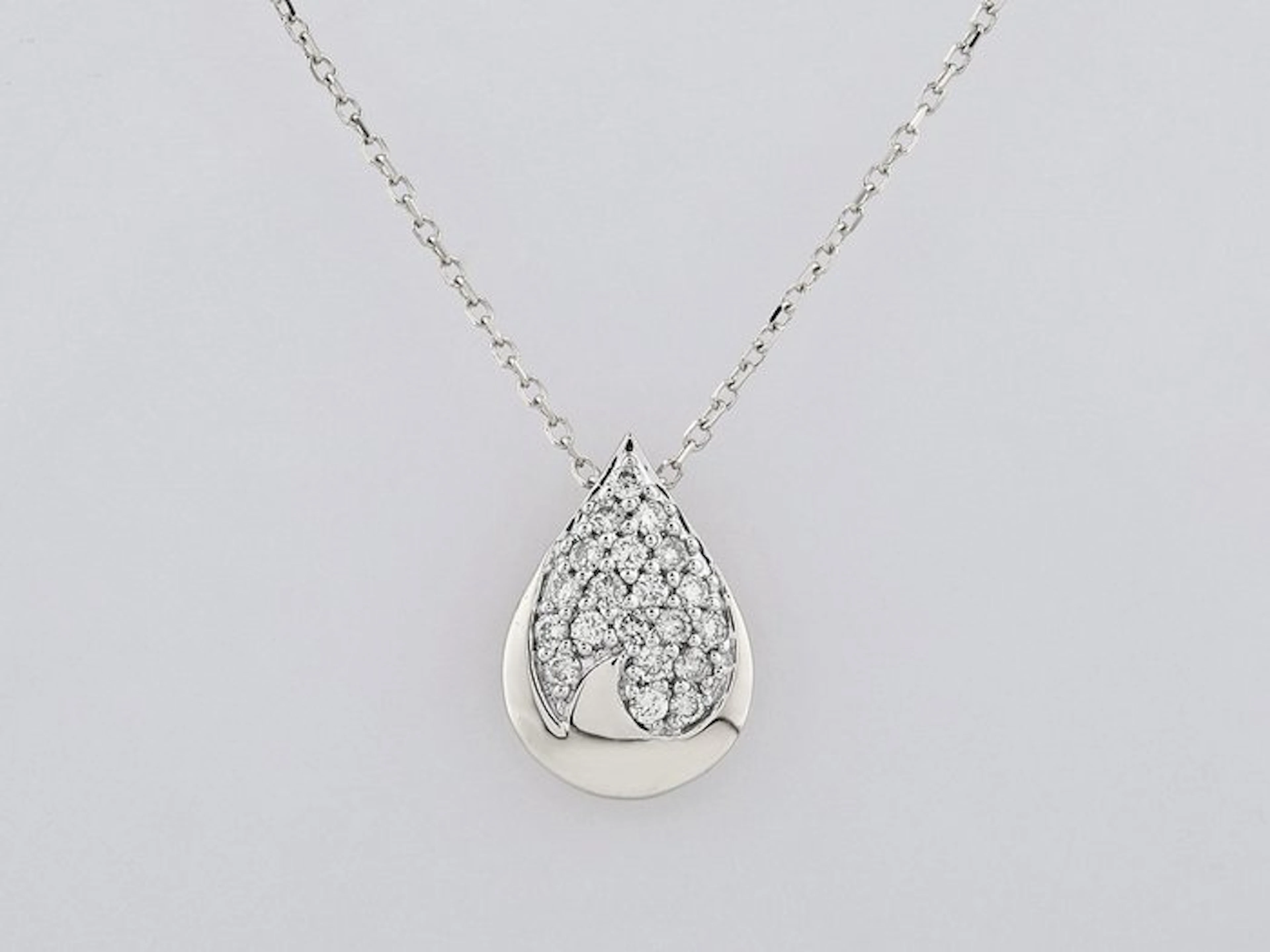 Necklace with pendant - 14 kt. White gold - 0.20ct. tw. Diamond (Natural)