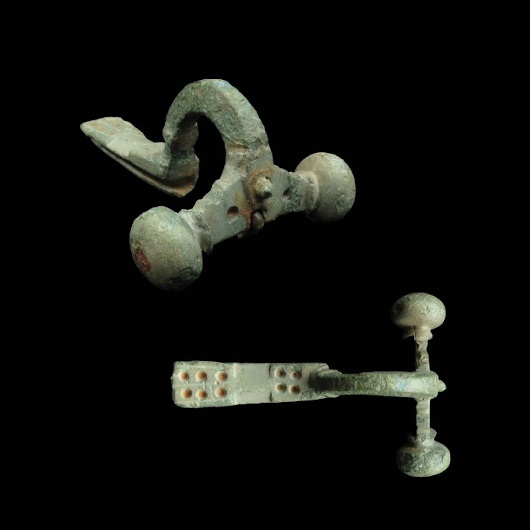 Ancient Roman Bronze decorated Cross Bow Brooch/Fibula...
