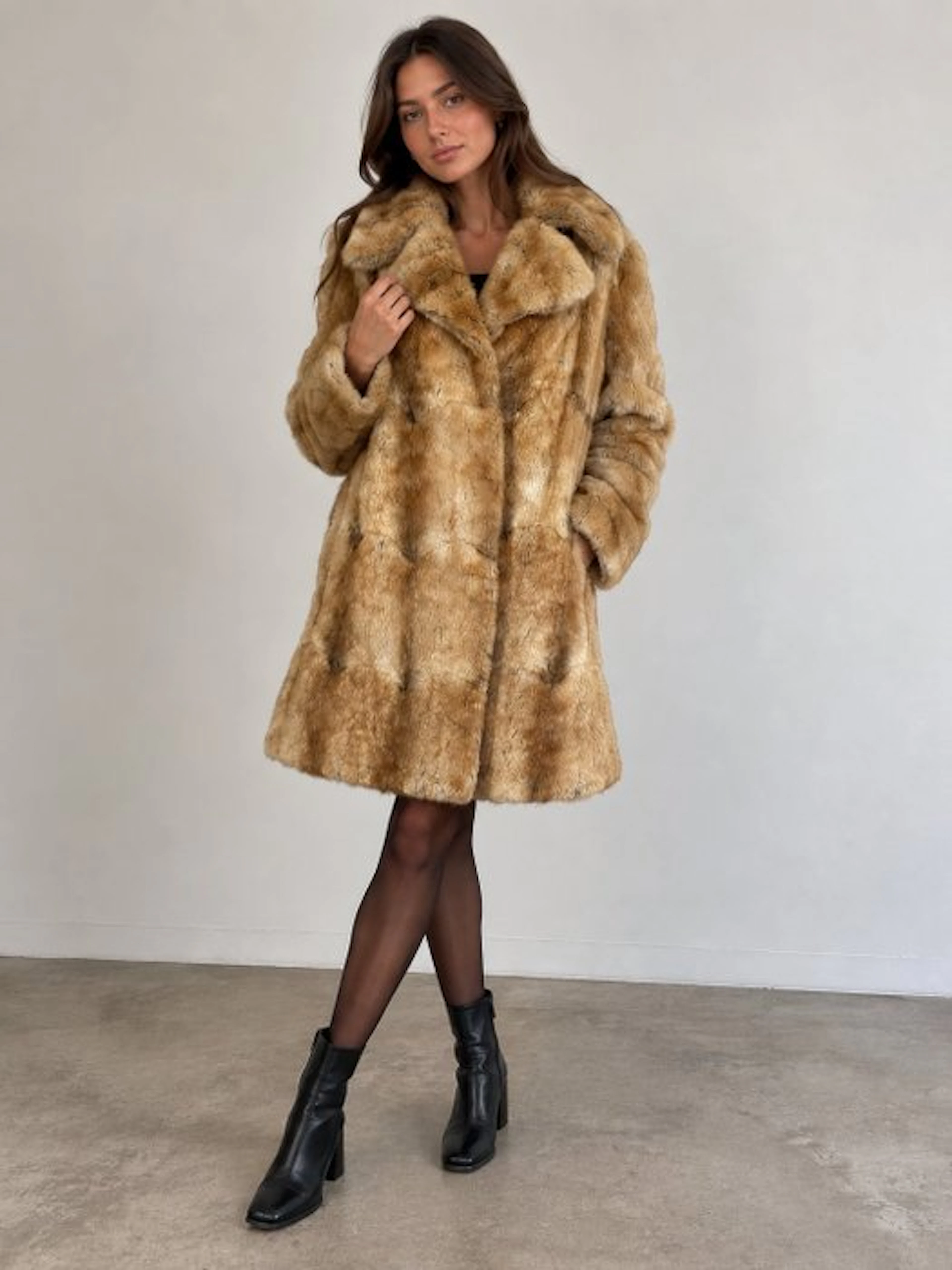 Artisan Furrier - Fur coat
