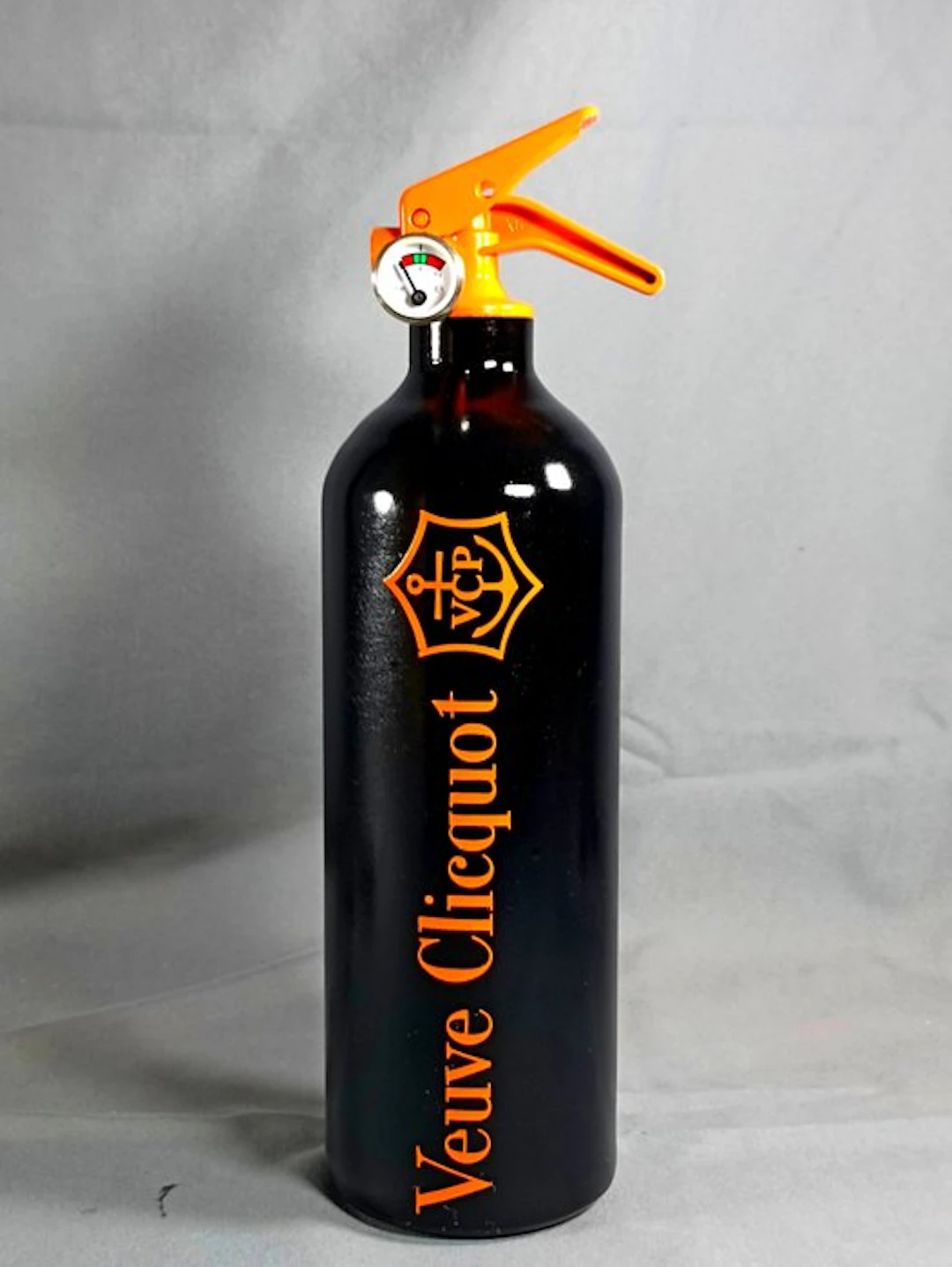 XTC Artist - Extincteur Champ Clicquot Blk