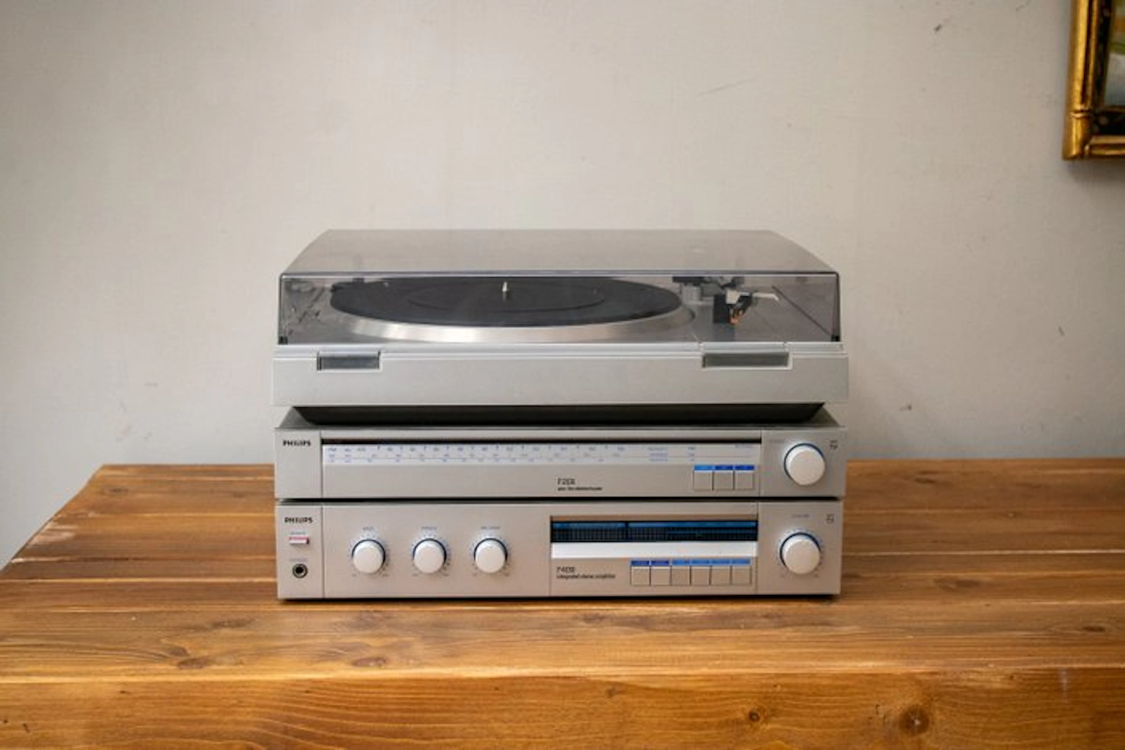 Philips - F7130, F2131, F4130 Hi-fi set - Multiple models