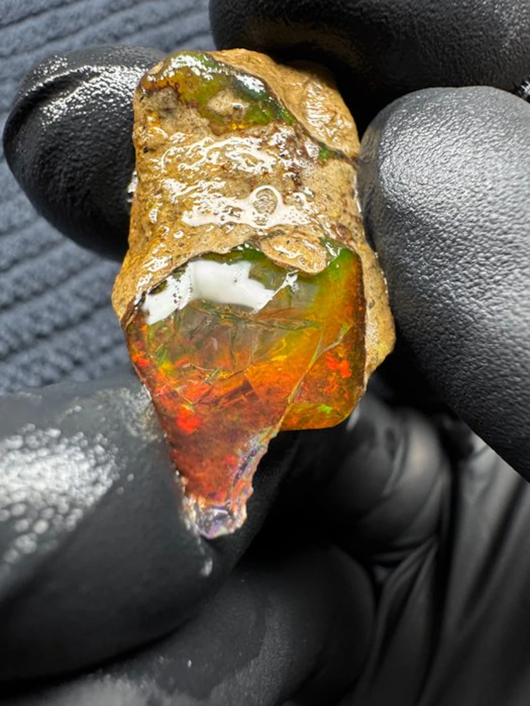 Opal Rough- 4.4 g