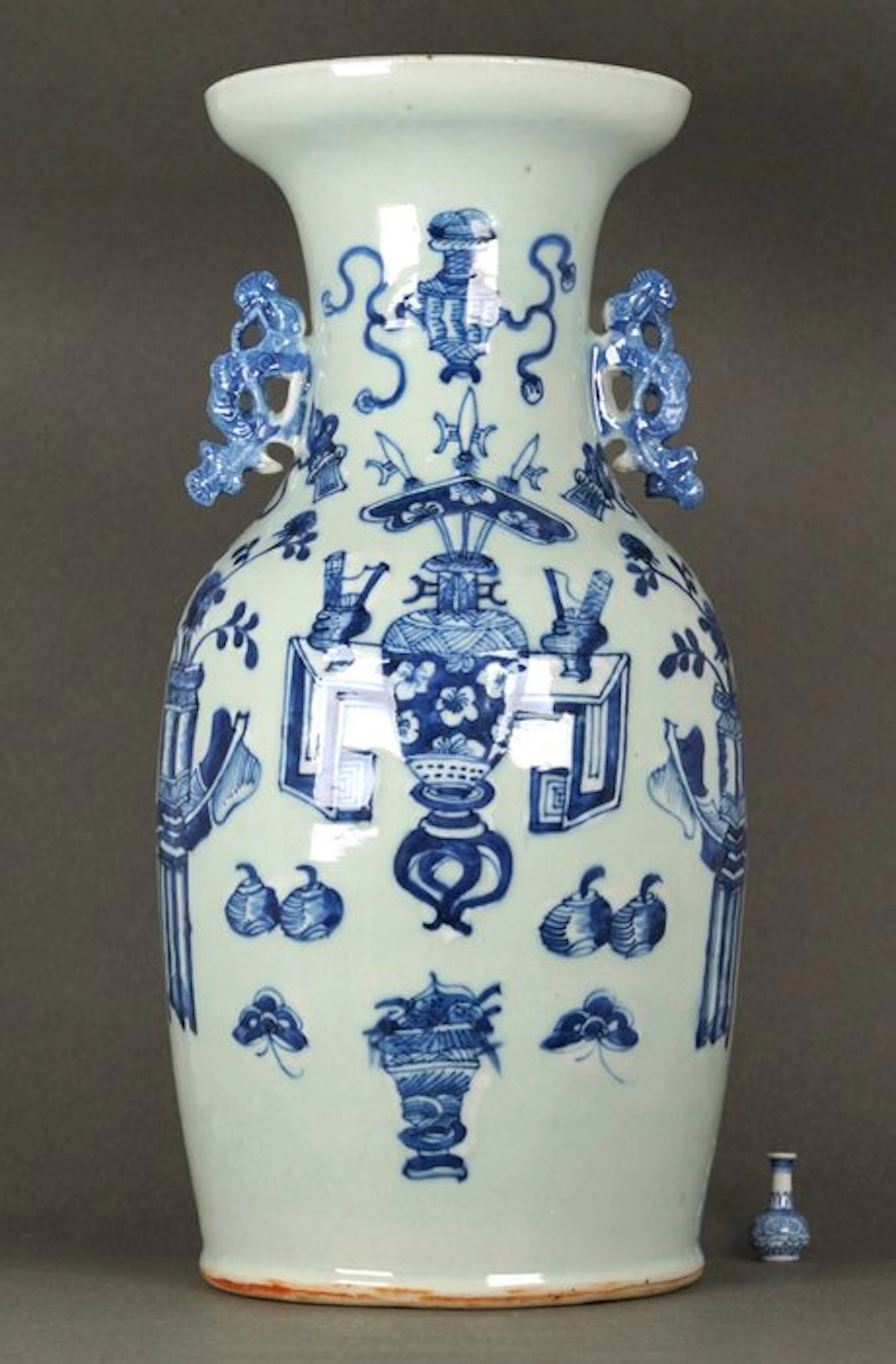 Baluster vase - Porcelain - China - Qing Dynasty (1644-1911) - Perfect